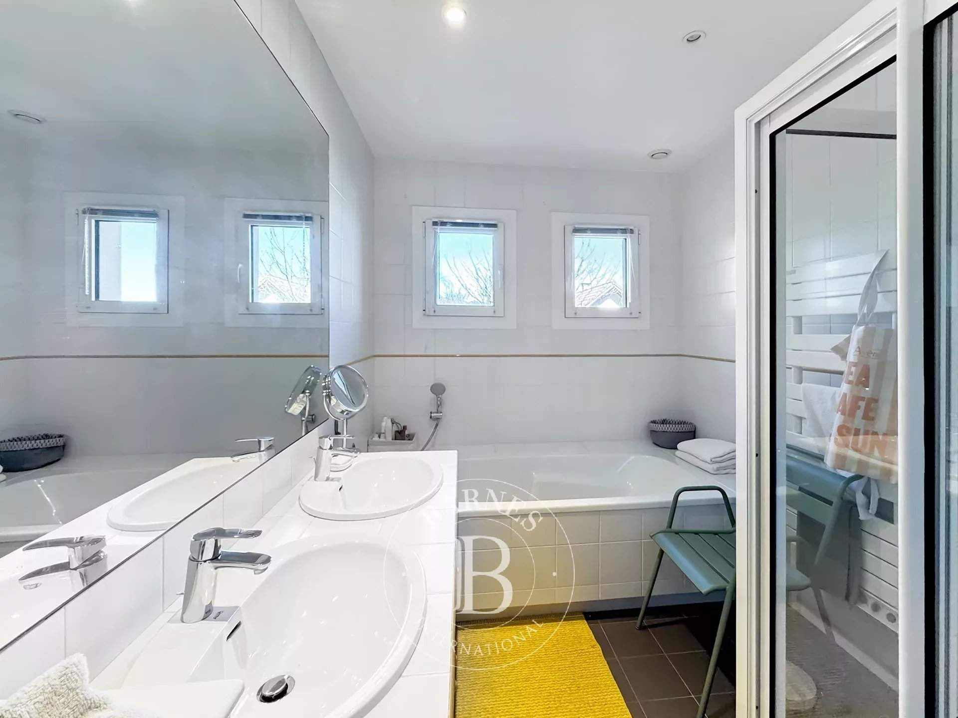 Aix-les-Bains  - Maison 6 Pi&egrave;ces 3 Chambres - picture 10