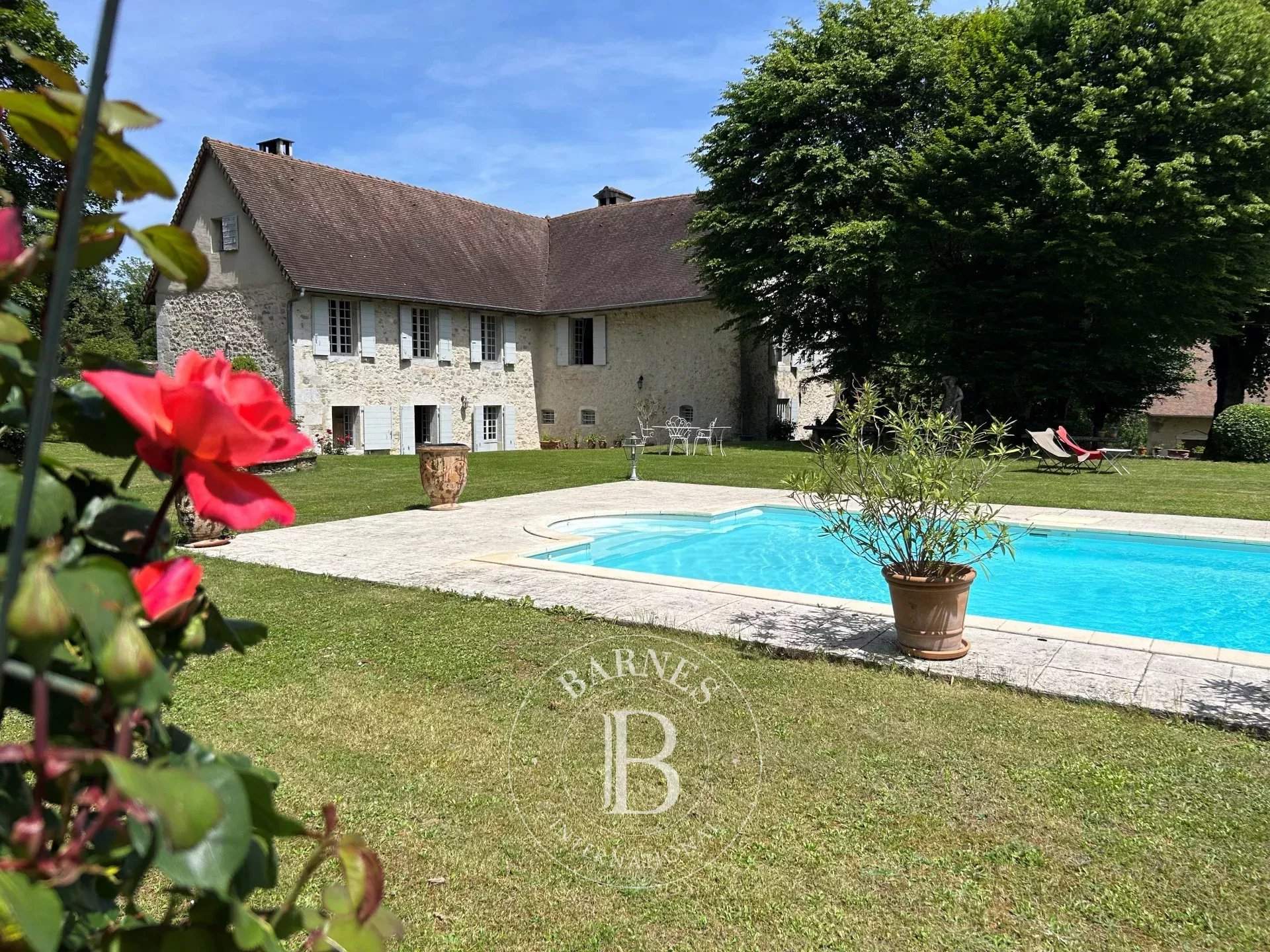 Chazey-Bons  - Propriété  - picture 1