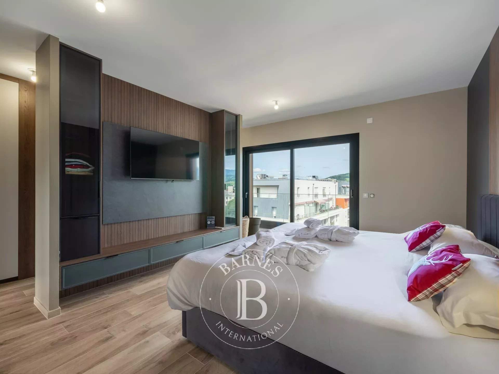 Rumilly  - Apartment 4 Bedrooms - picture 17