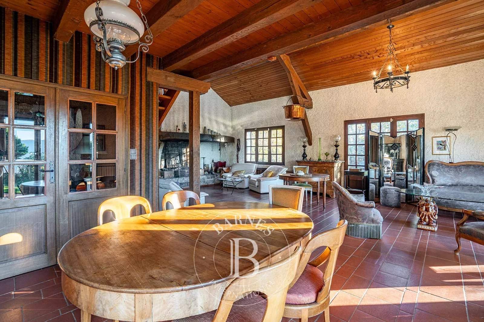 Talloires-Montmin  - House 6 Bedrooms - picture 8