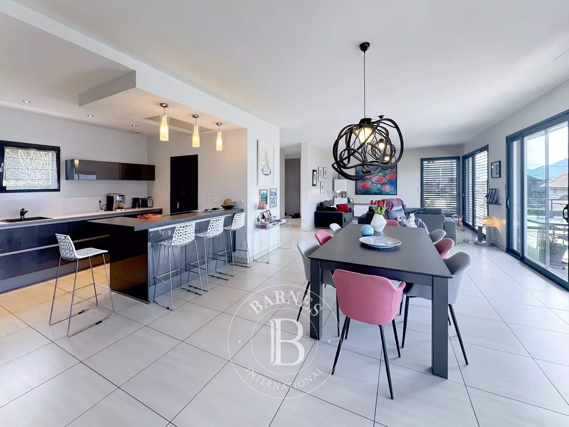 Tresserve  - Maison 8 Pi&egrave;ces 4 Chambres - picture 4