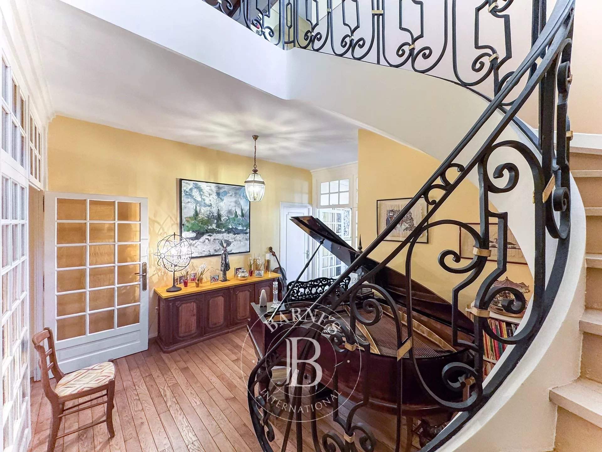 Chambéry  - Appartement 8 Pi&egrave;ces 4 Chambres - picture 12