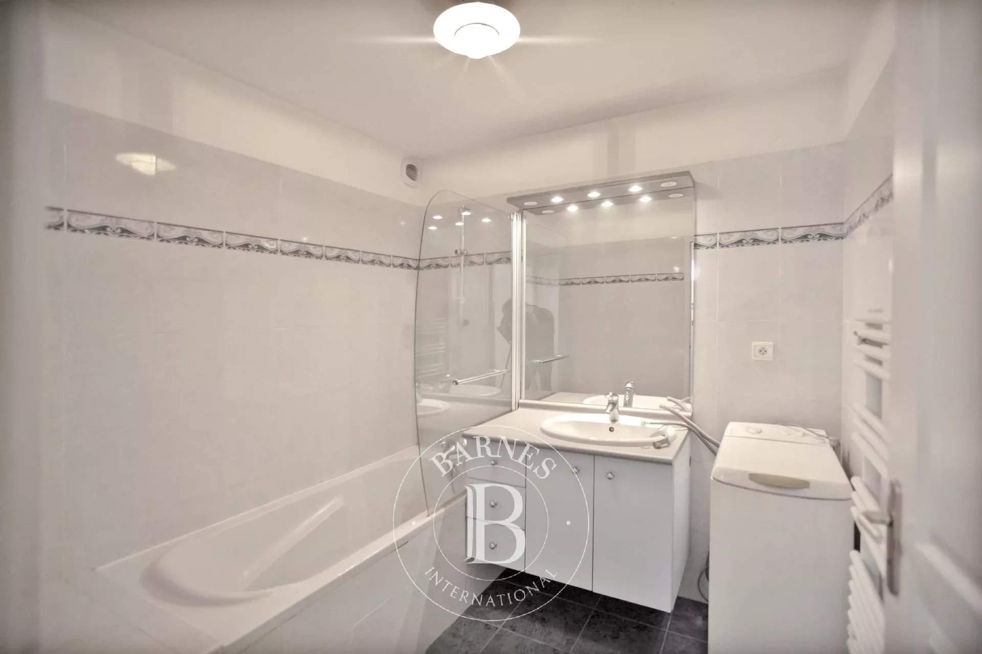 Aix-les-Bains  - Piso 2 Cuartos, 1 Habitacion - picture 6