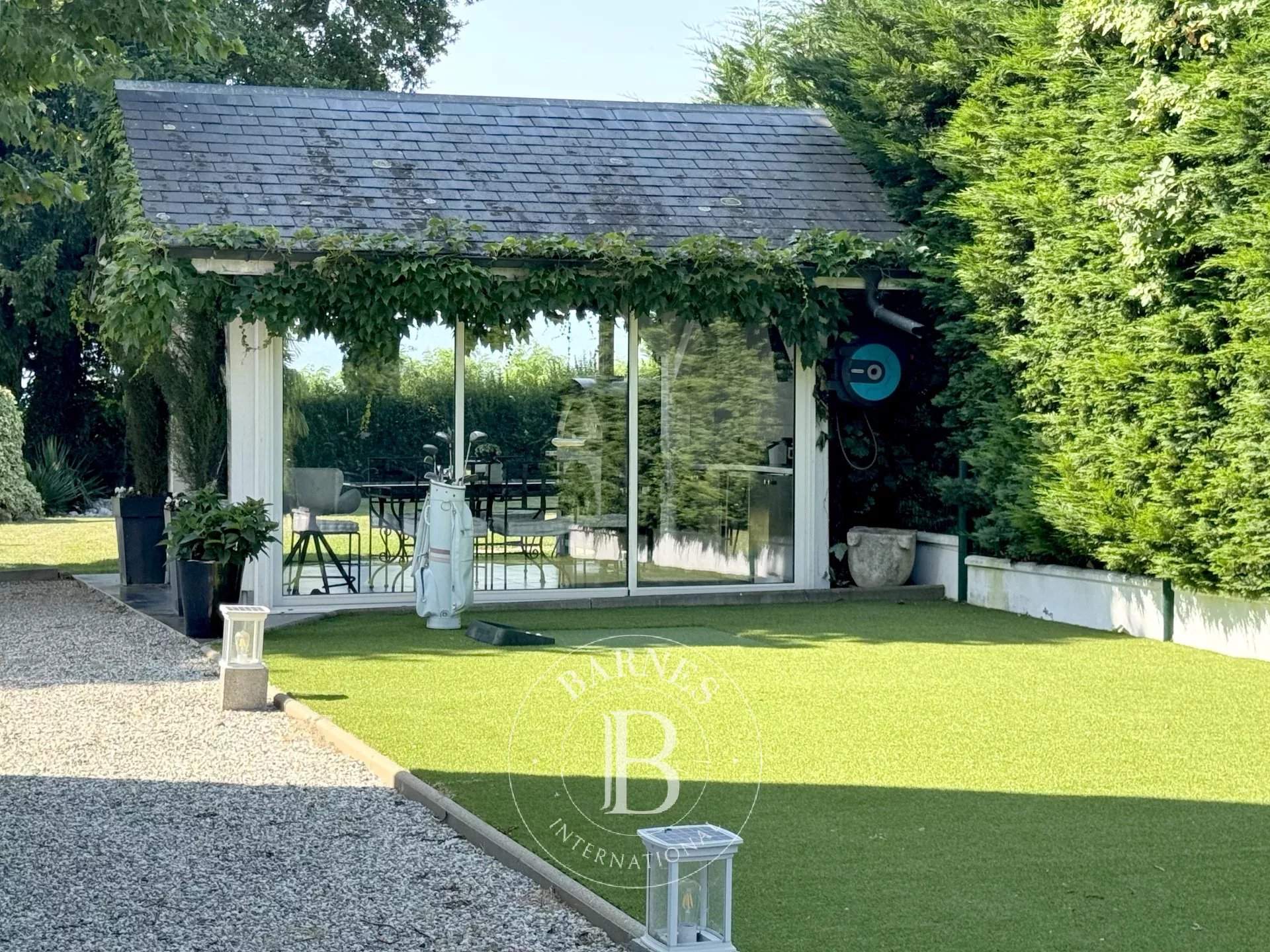 Chambéry  - Propriété 13 Pi&egrave;ces 7 Chambres - picture 7