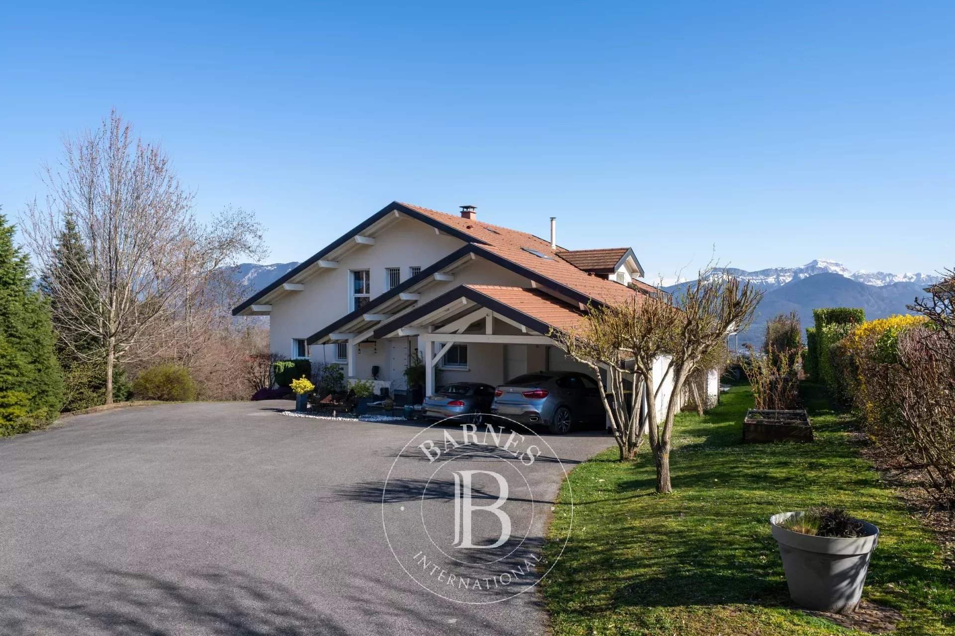 Annecy  - Maison 7 Pi&egrave;ces 5 Chambres - picture 5