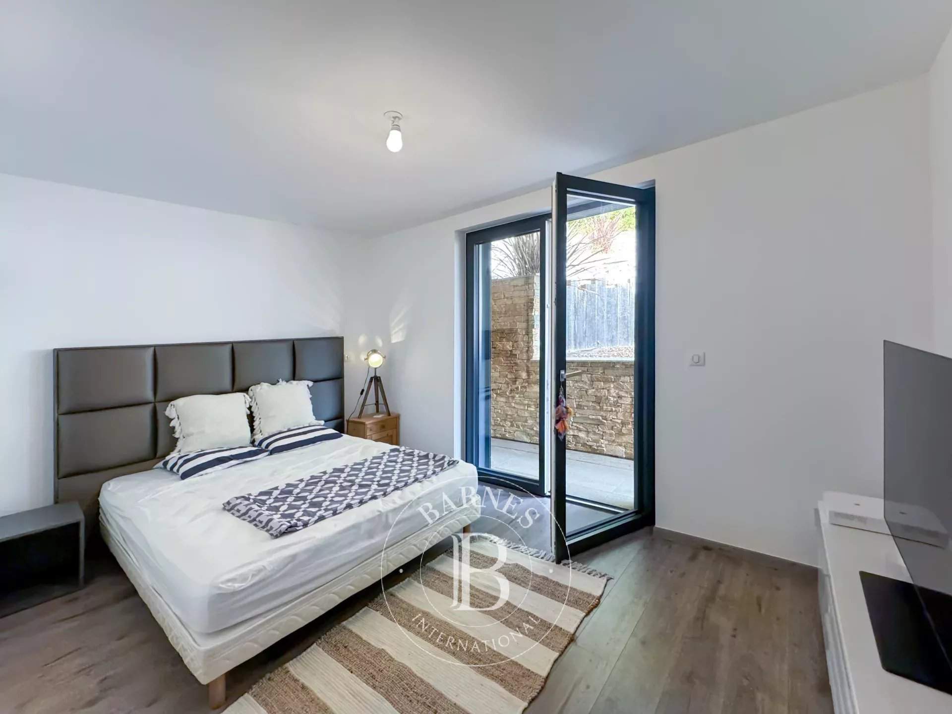 Aix-les-Bains  - Maison 8 Pi&egrave;ces 5 Chambres - picture 15