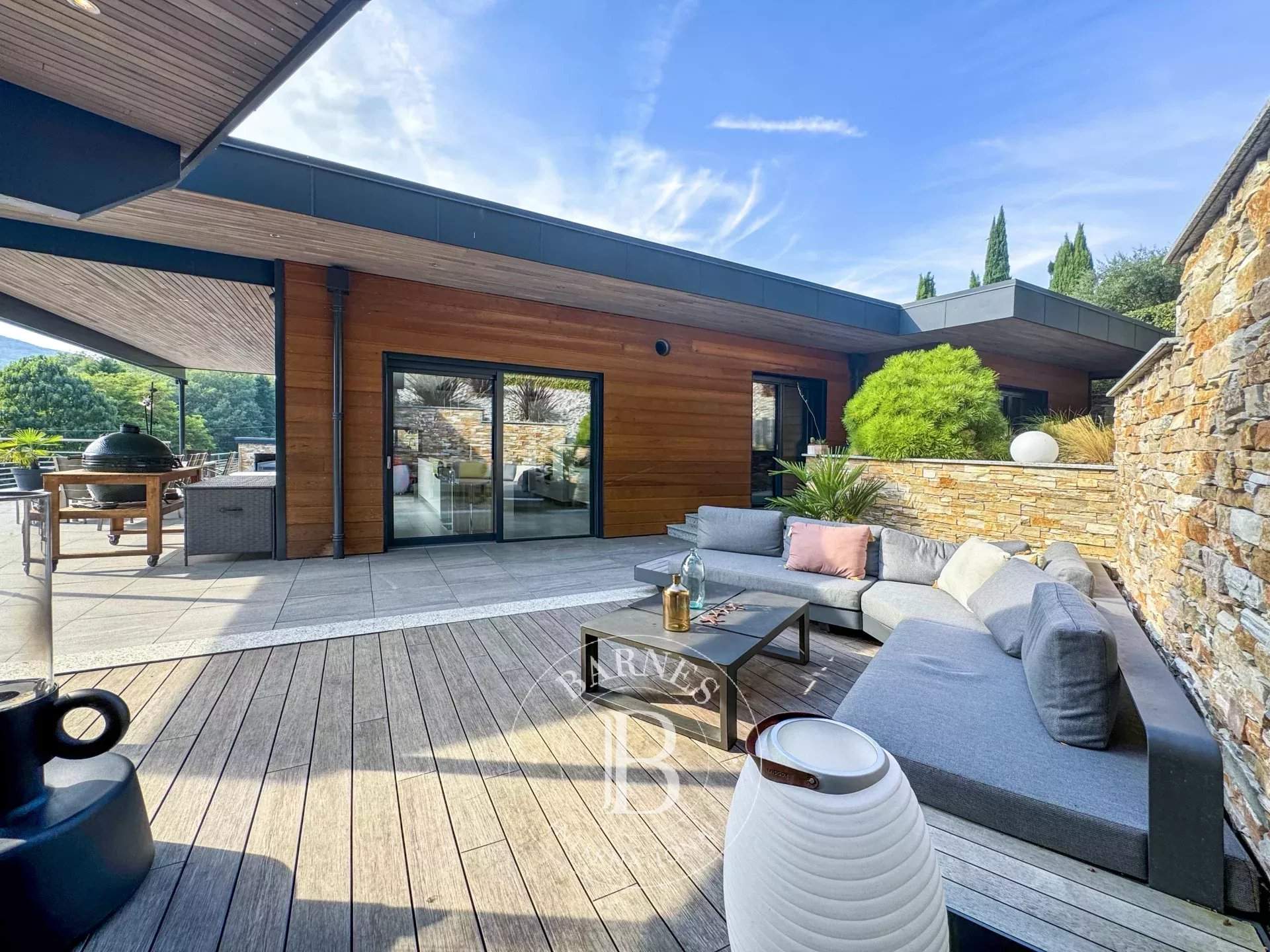 Aix-les-Bains  - Maison 8 Pi&egrave;ces 5 Chambres - picture 9