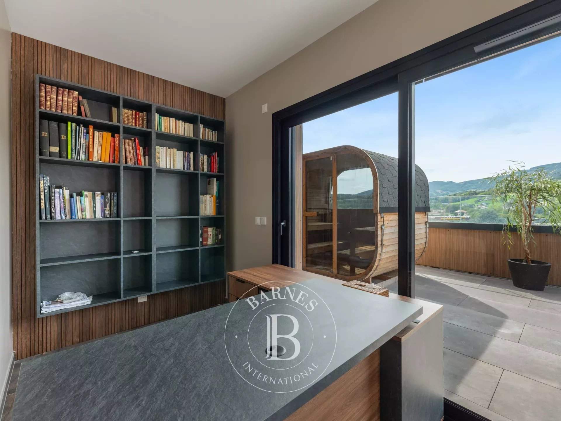 Rumilly  - Apartment 4 Bedrooms - picture 16