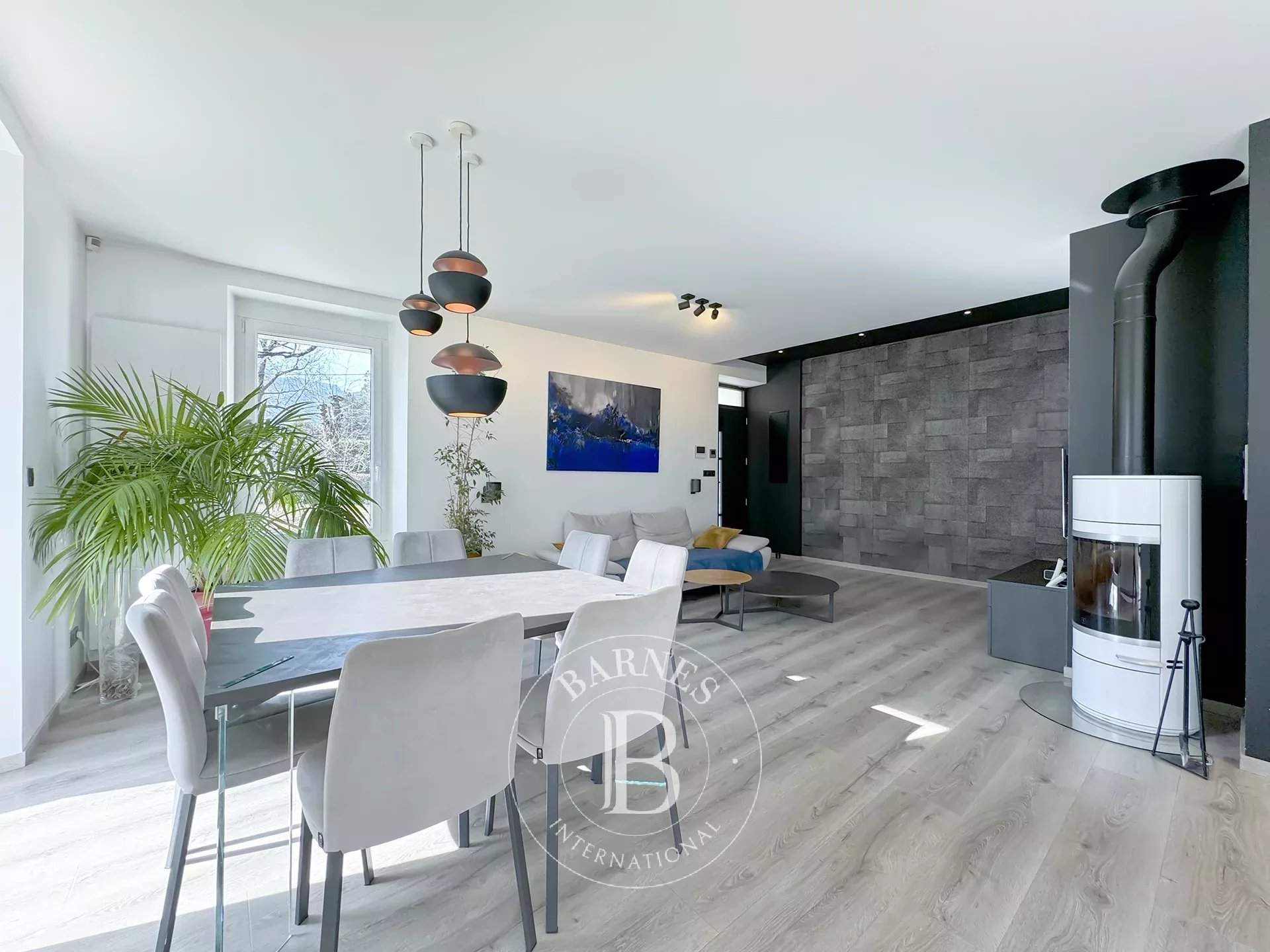 Aix-les-Bains  - Maison 8 Pi&egrave;ces 5 Chambres - picture 5