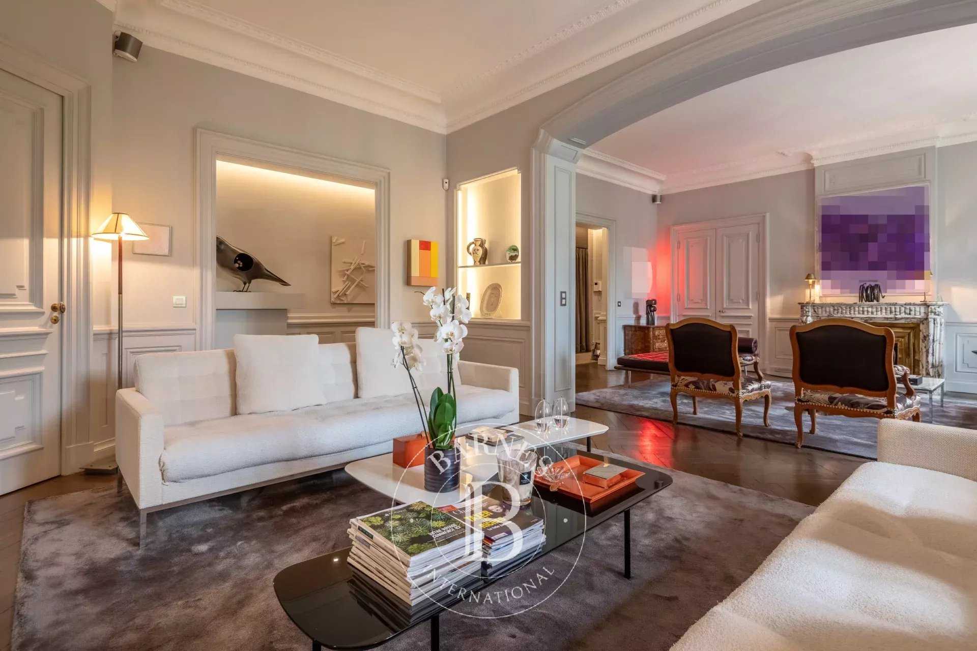 Lyon  - Apartment 3 Bedrooms