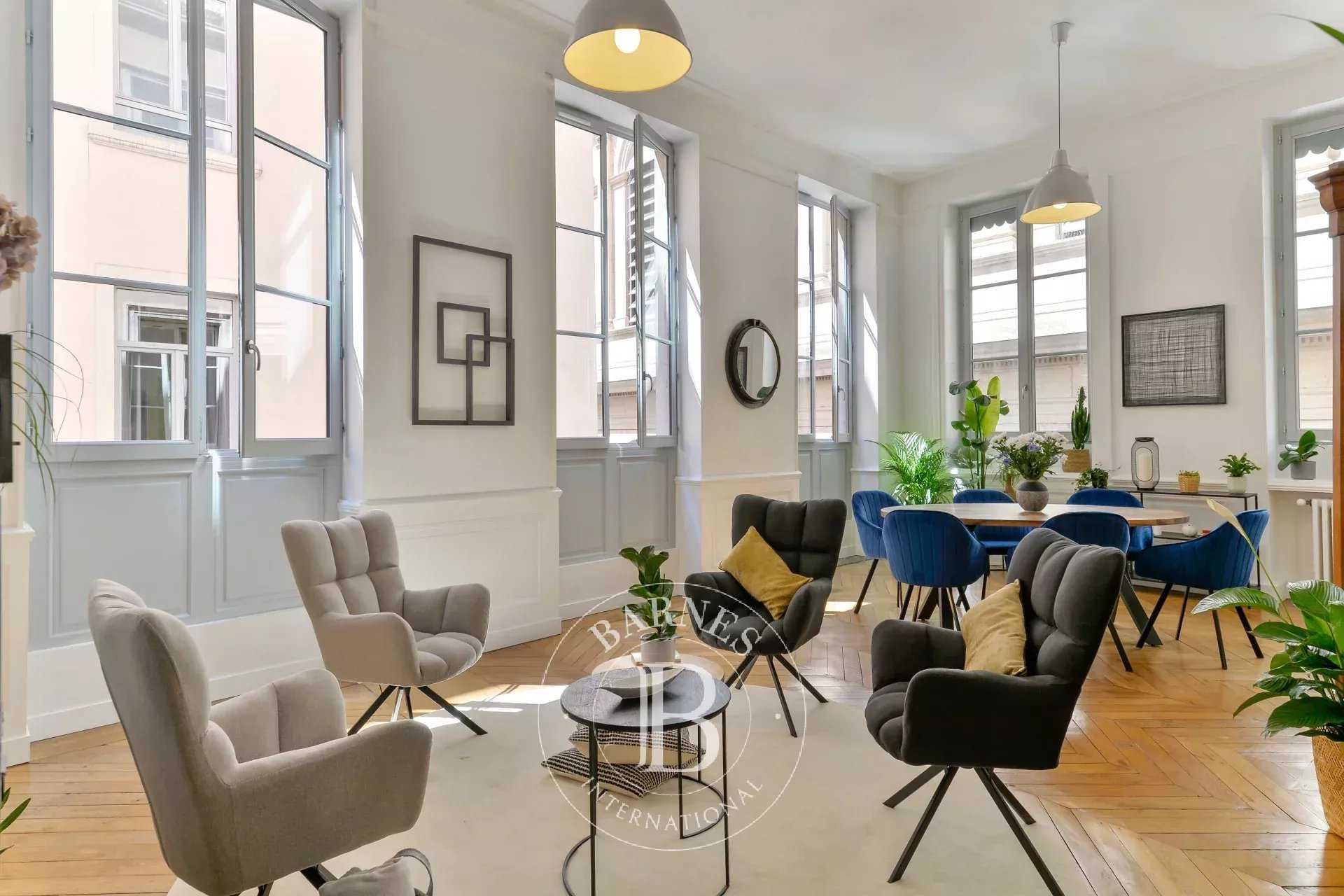 Lyon  - Apartment 4 Bedrooms