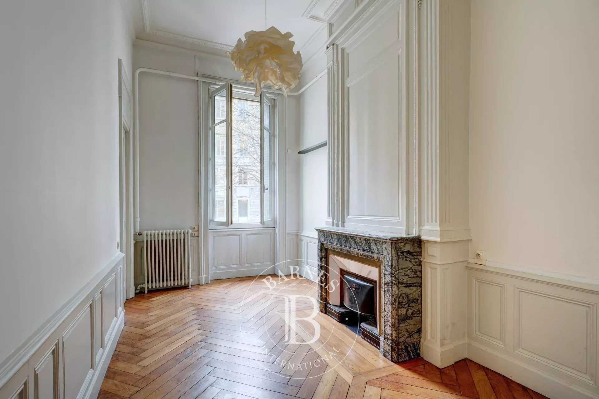 Lyon  - Appartement 4 Pi&egrave;ces 3 Chambres