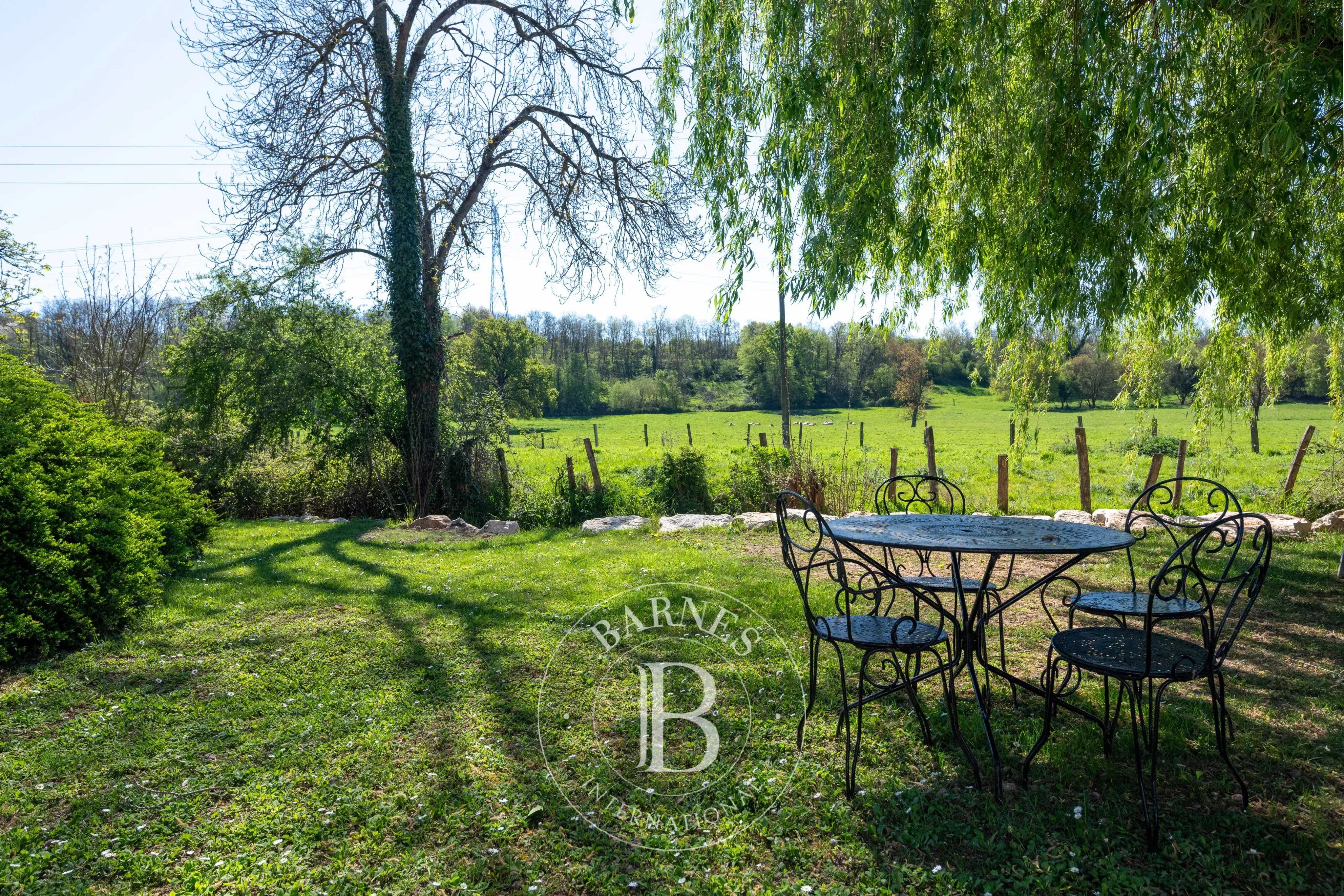 Massieux  - Maison de village 6 Pi&egrave;ces 3 Chambres