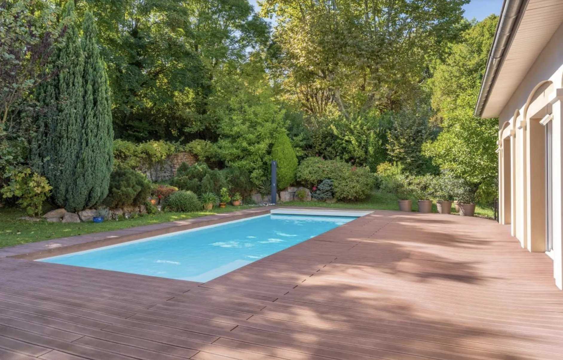 Collonges-au-Mont-d'Or  - Maison 7 Pi&egrave;ces 5 Chambres