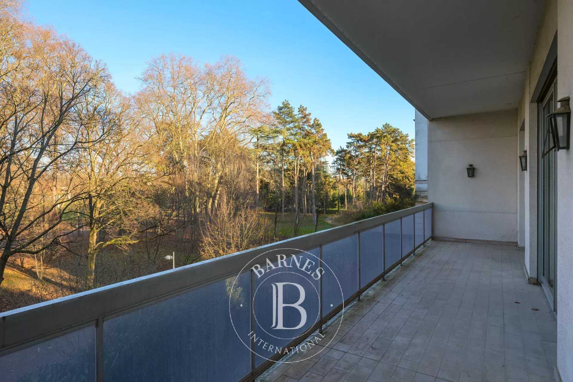 Lyon  - Piso 6 Cuartos