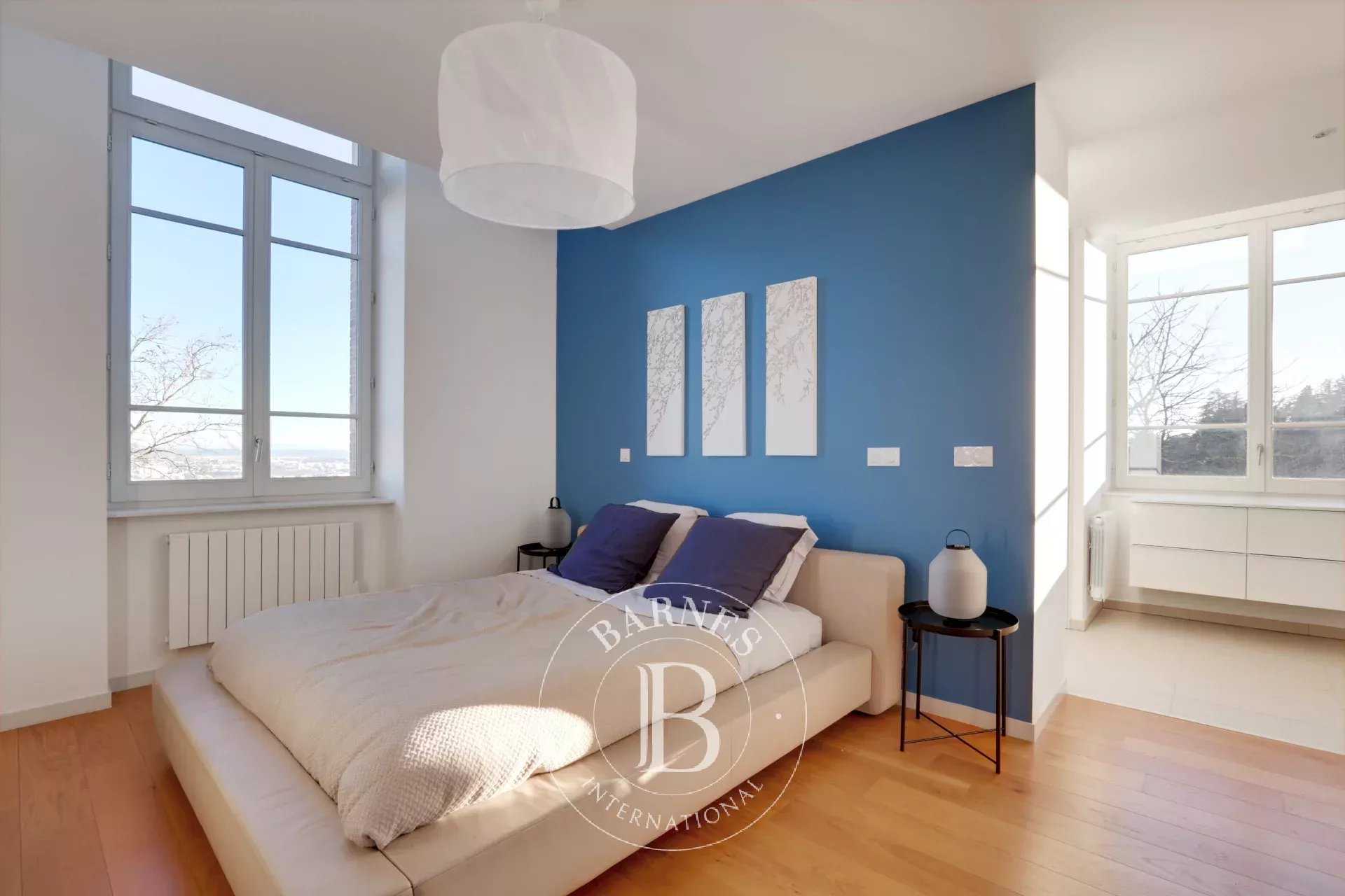 Lyon  - Appartement 6 Pi&egrave;ces 5 Chambres