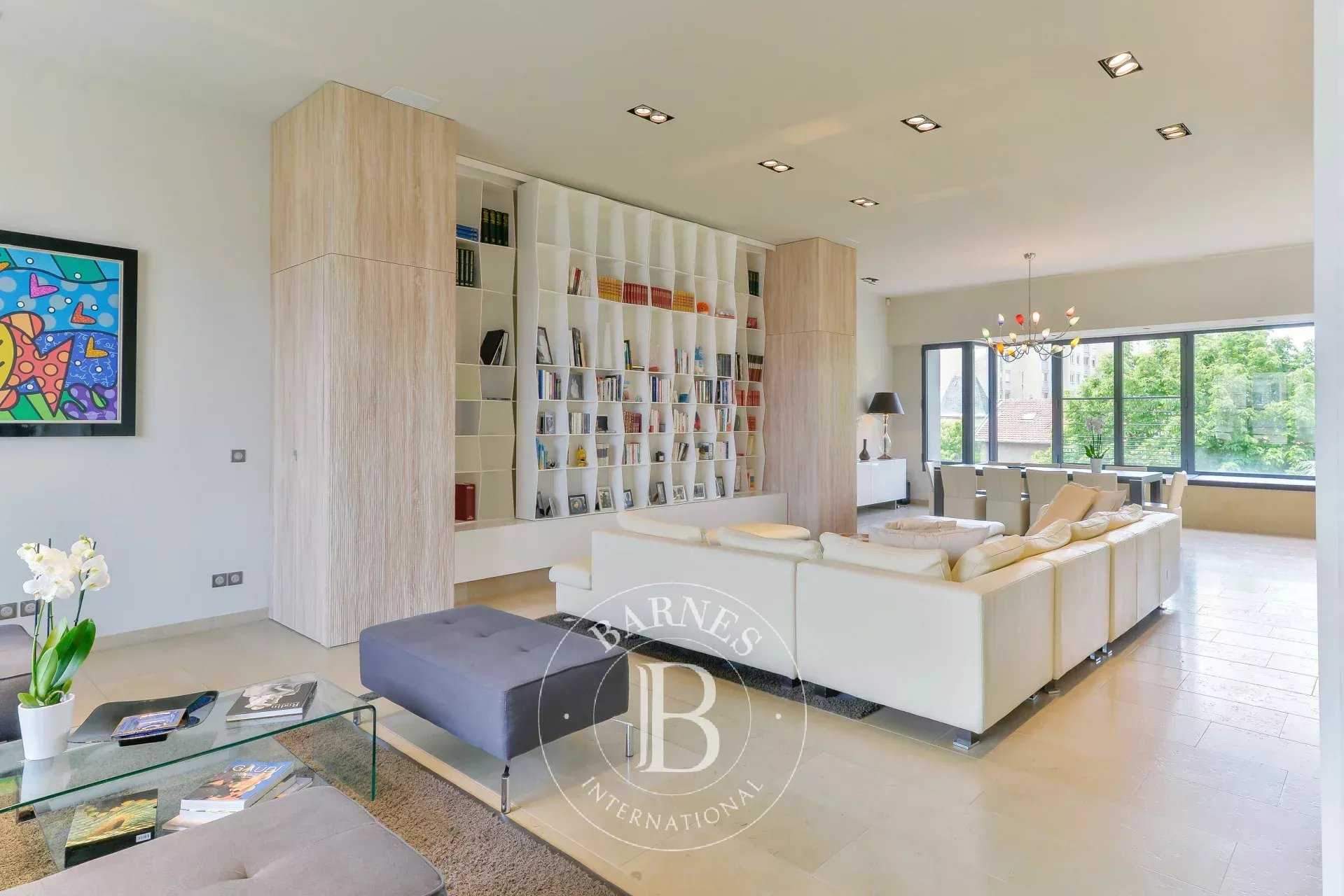 Lyon  - Maison de ville 6 Pi&egrave;ces 4 Chambres