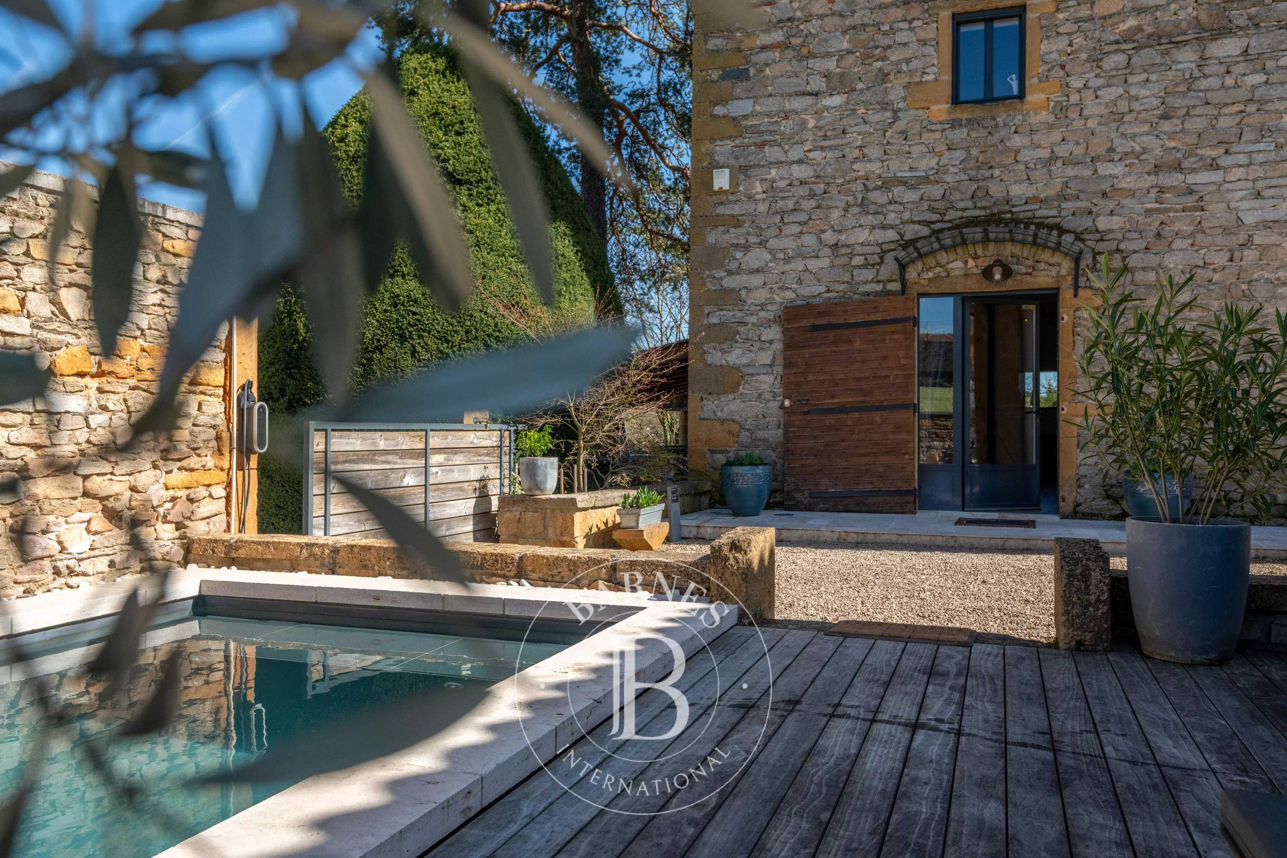 Lentilly  - Maison 7 Pi&egrave;ces 5 Chambres