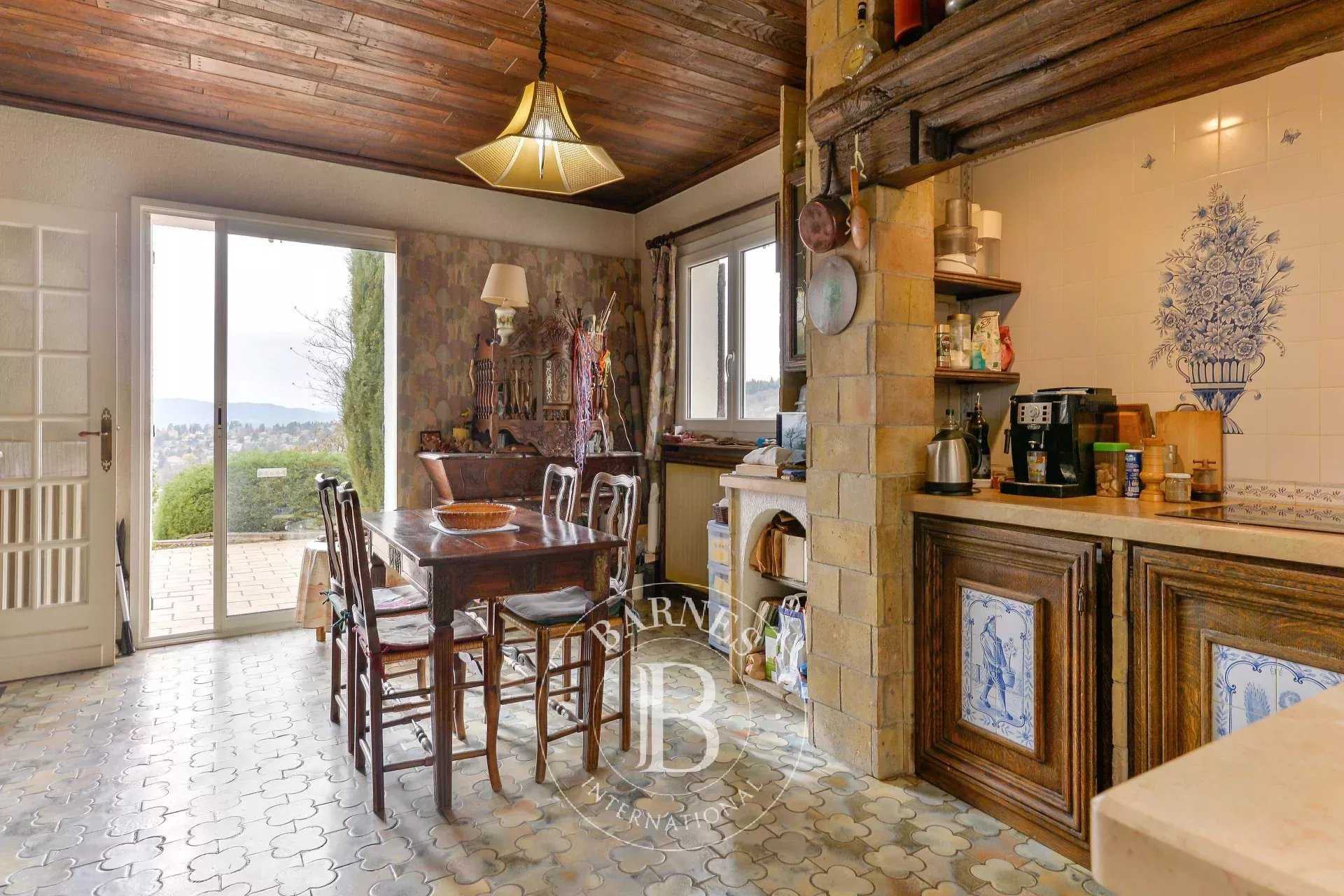 Saint-Cyr-au-Mont-d'Or  - Maison 6 Pièces 4 Chambres