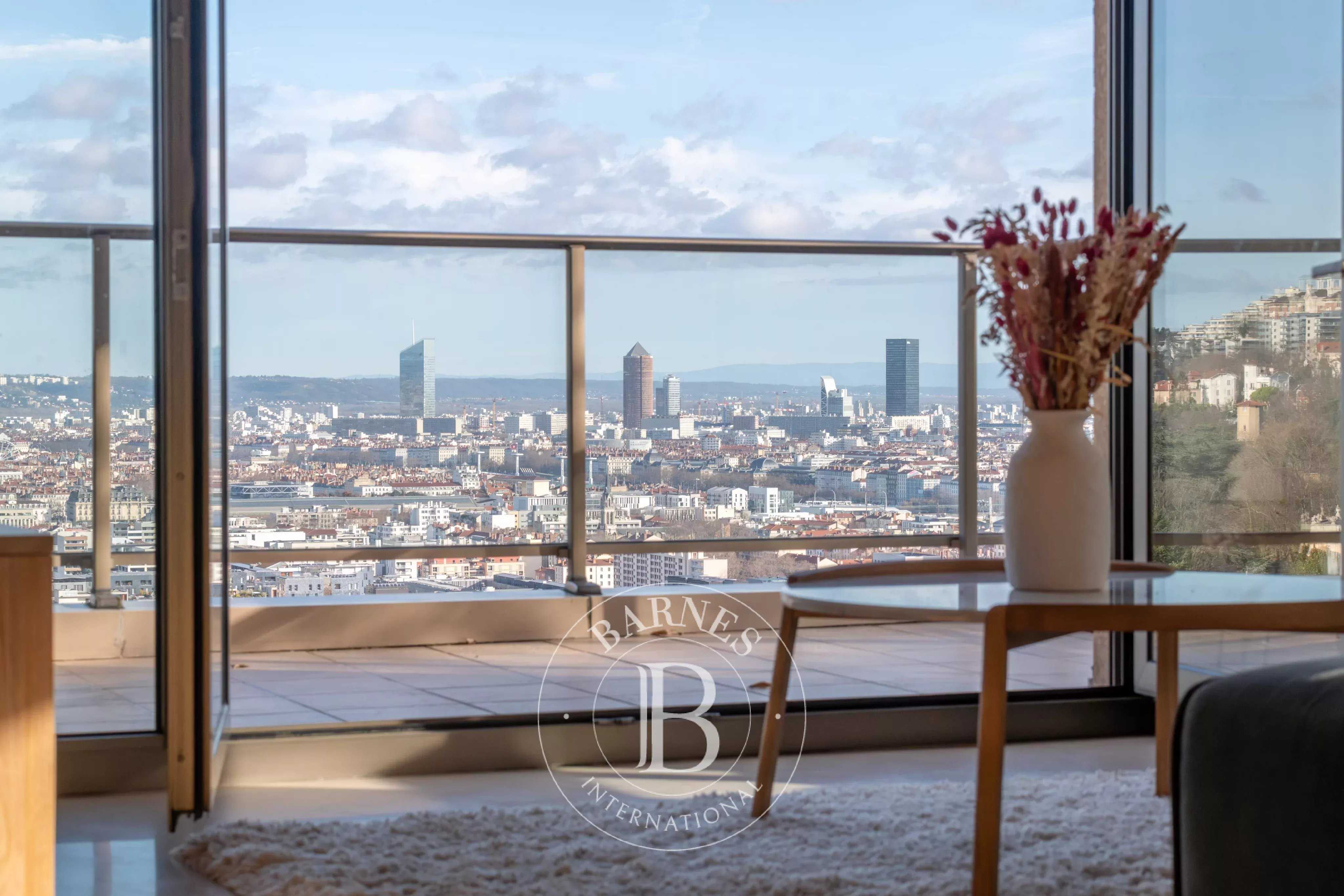 Sainte-Foy-lès-Lyon  - Appartement 4 Pi&egrave;ces 3 Chambres