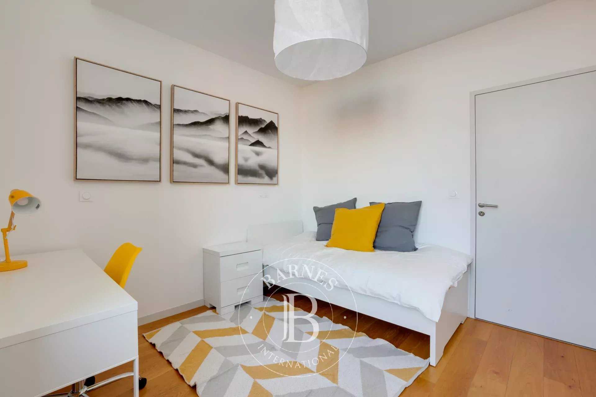 Lyon  - Appartement 6 Pi&egrave;ces 5 Chambres