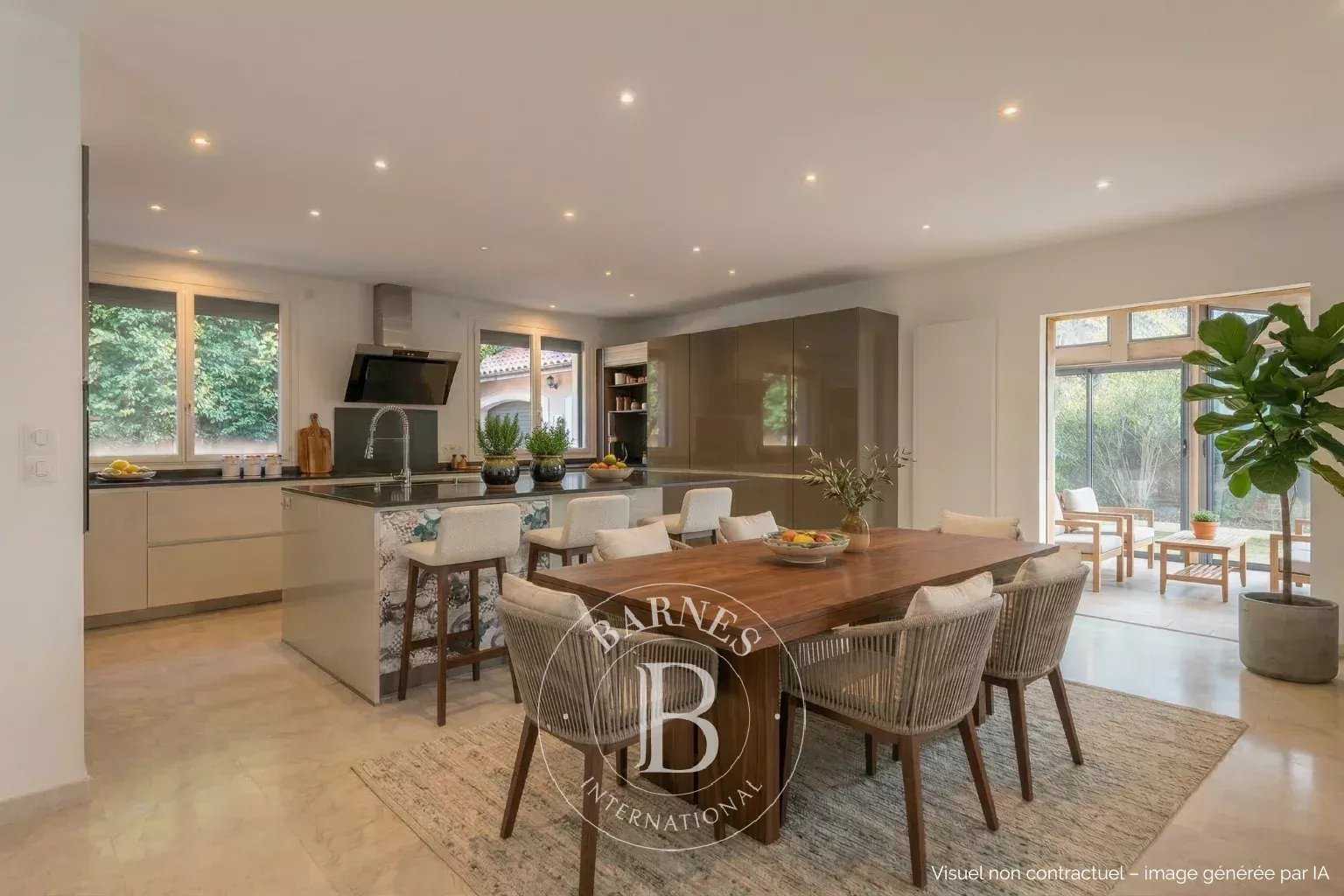 Écully  - Maison 9 Pi&egrave;ces 4 Chambres