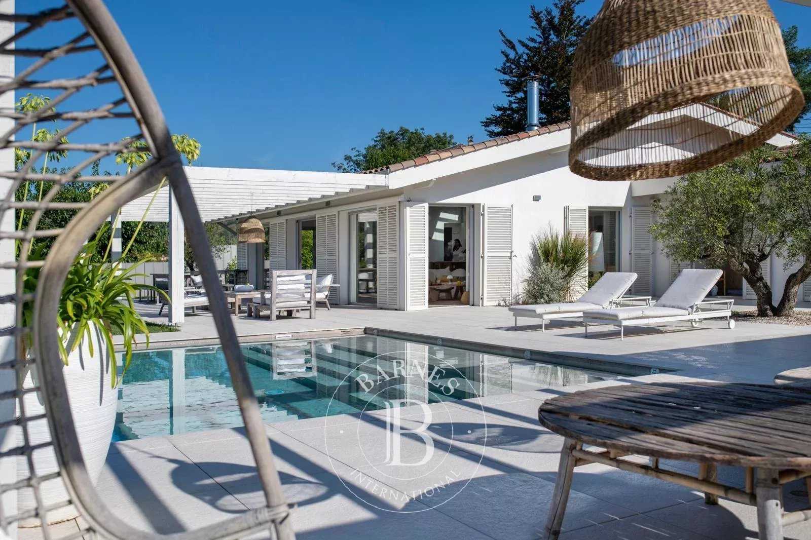 Saint-Didier-au-Mont-d'Or  - Maison 6 Pi&egrave;ces 4 Chambres