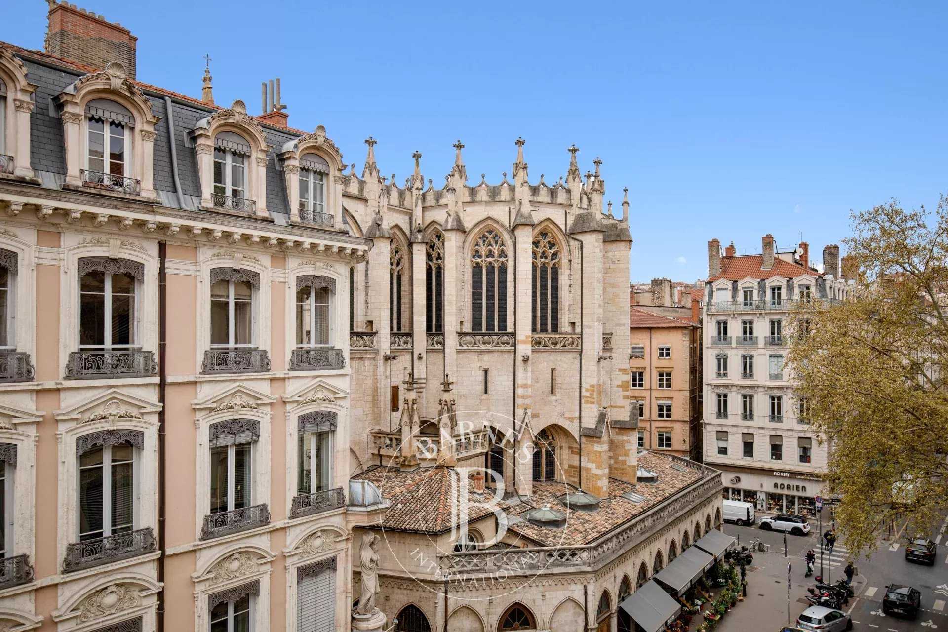Lyon  - Appartement 3 Pi&egrave;ces 2 Chambres
