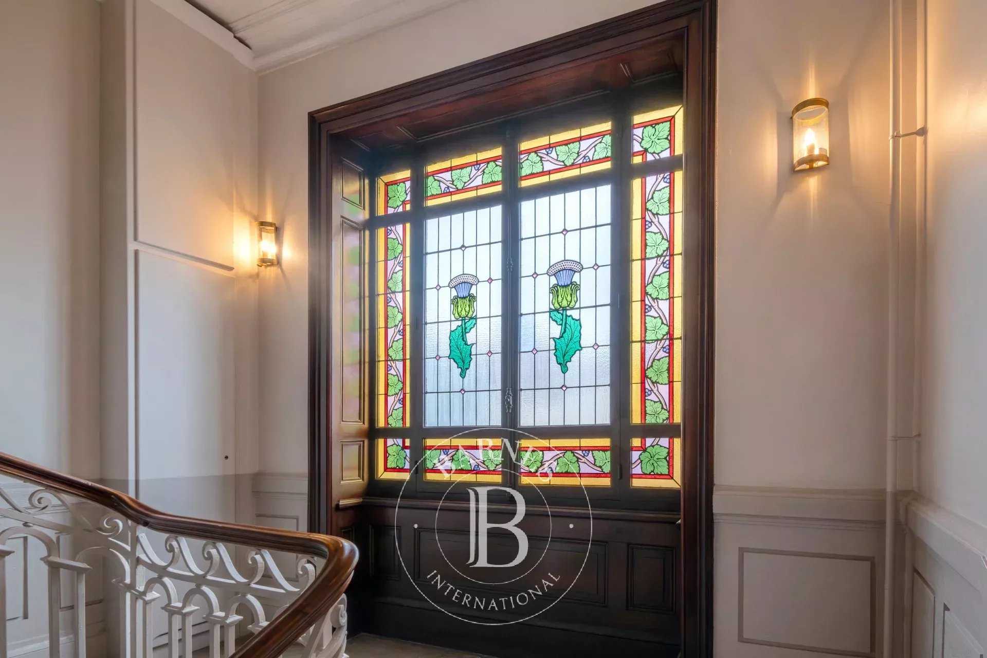 Lyon  - Apartment 3 Bedrooms