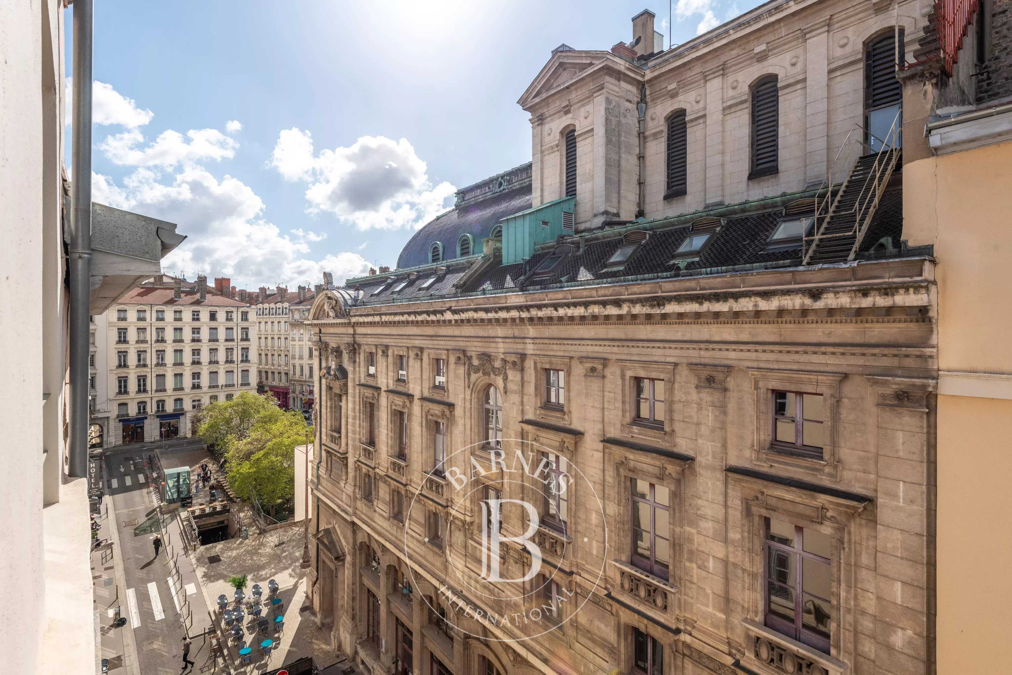 Lyon  - Appartement 3 Pi&egrave;ces 2 Chambres
