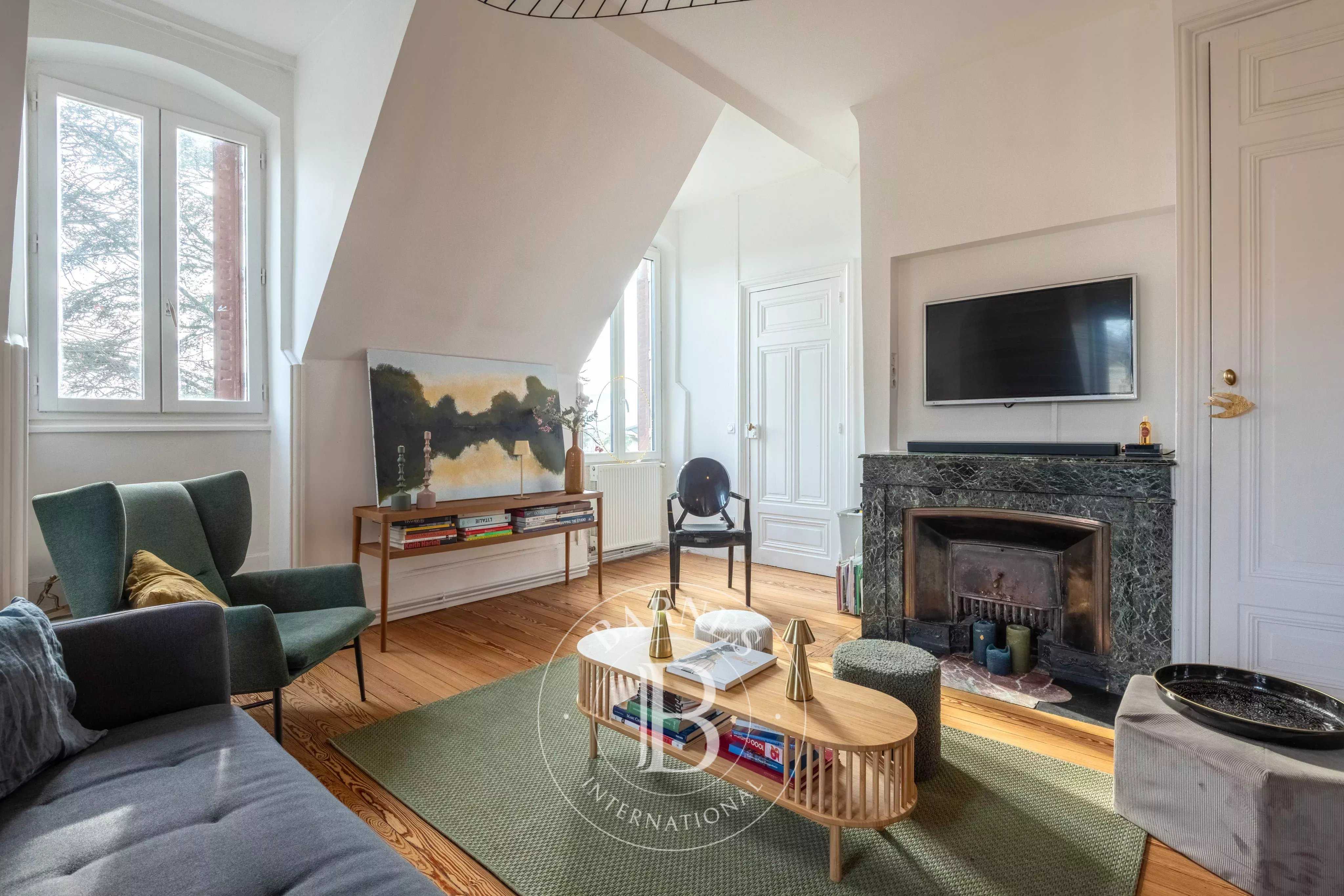 Neuville-sur-Saône  - Appartement 4 Pi&egrave;ces 3 Chambres