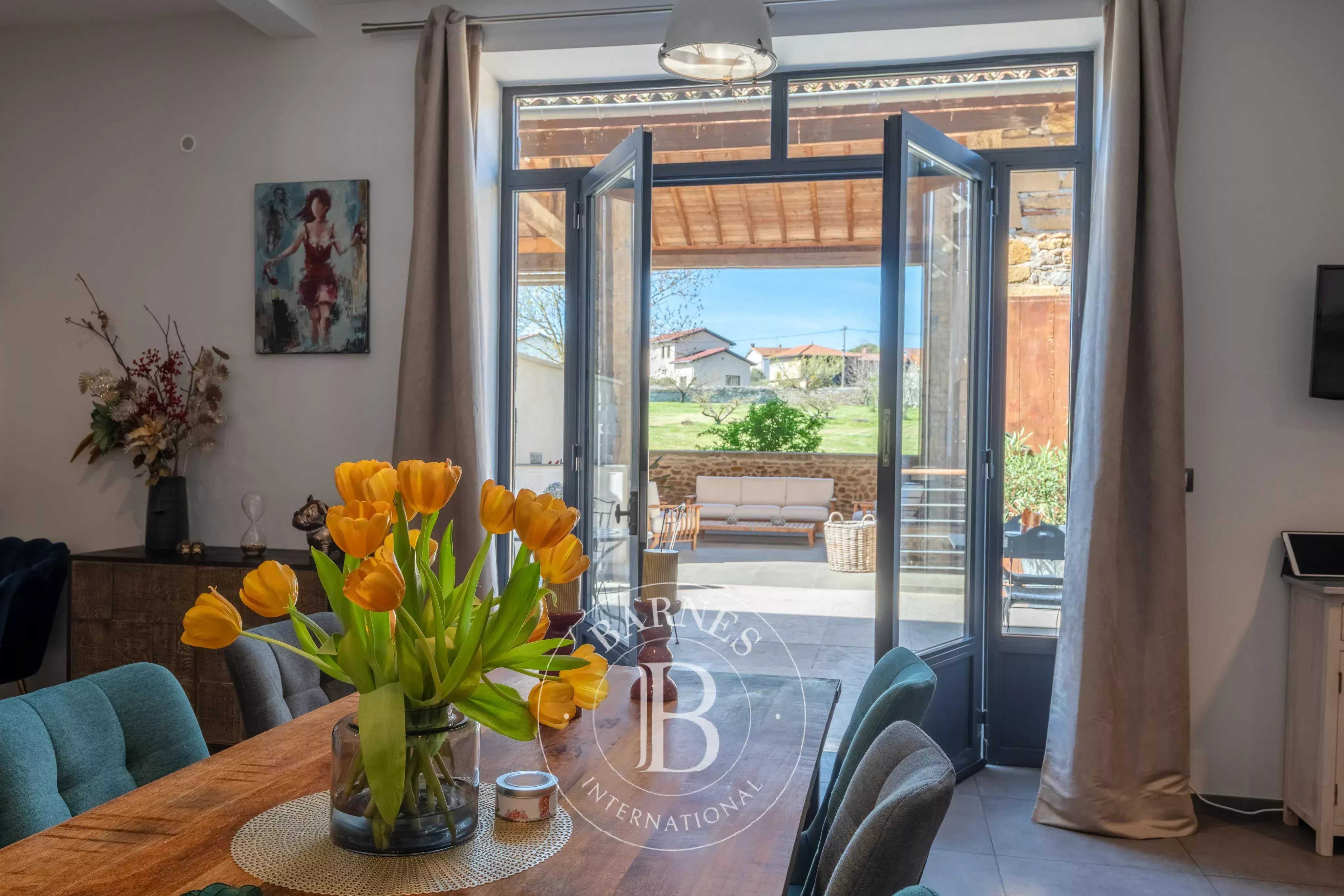 Lentilly  - Maison 7 Pi&egrave;ces 5 Chambres