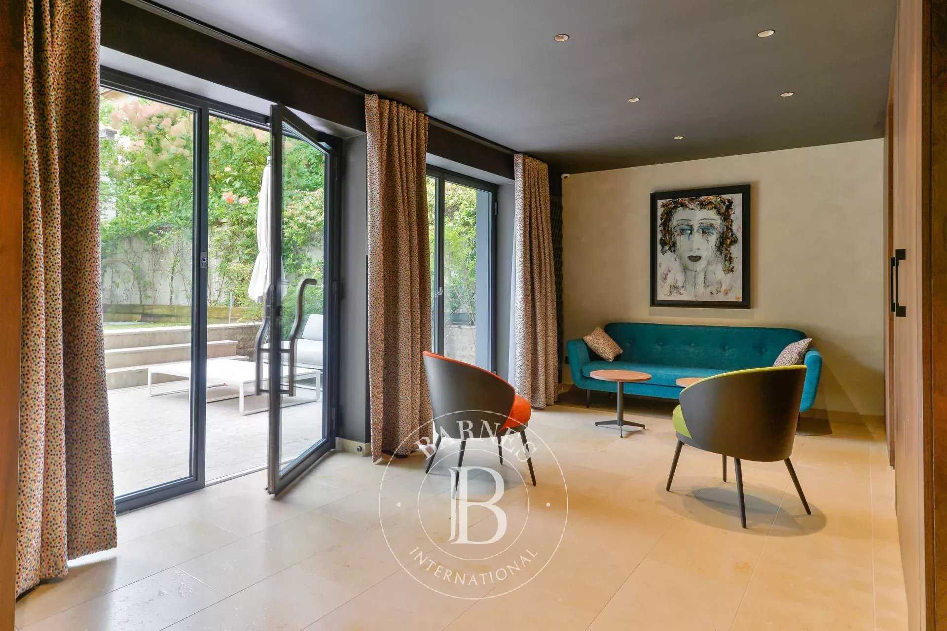 Lyon  - Maison de ville 6 Pi&egrave;ces 4 Chambres