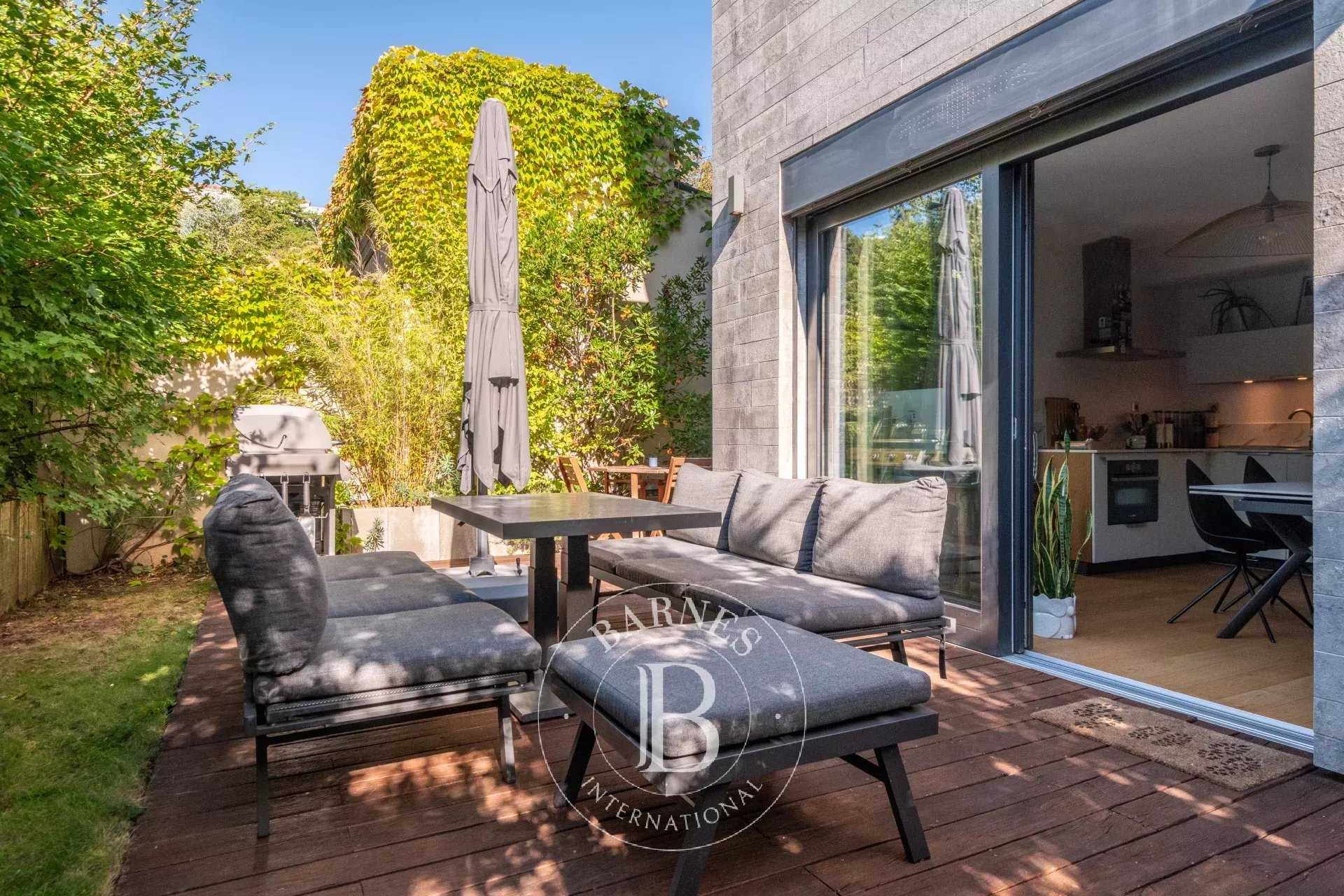 Lyon  - Appartement 2 Pi&egrave;ces, 1 Chambre