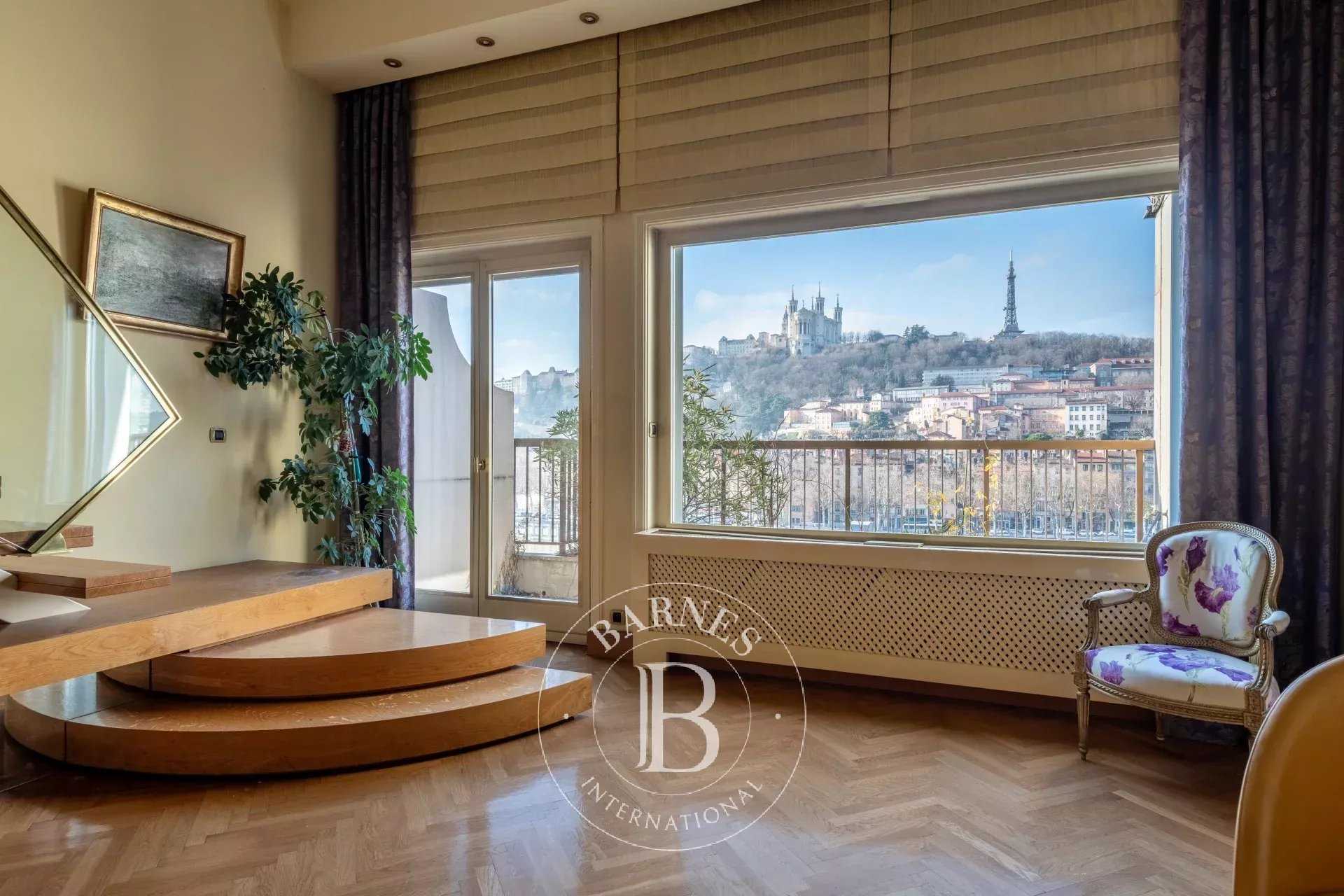 Lyon  - Piso 6 Cuartos 3 Habitaciones