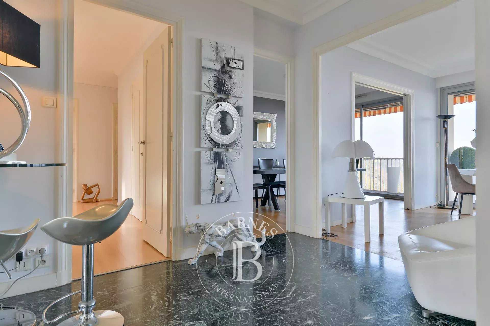 Sainte-Foy-lès-Lyon  - Apartment 3 Bedrooms