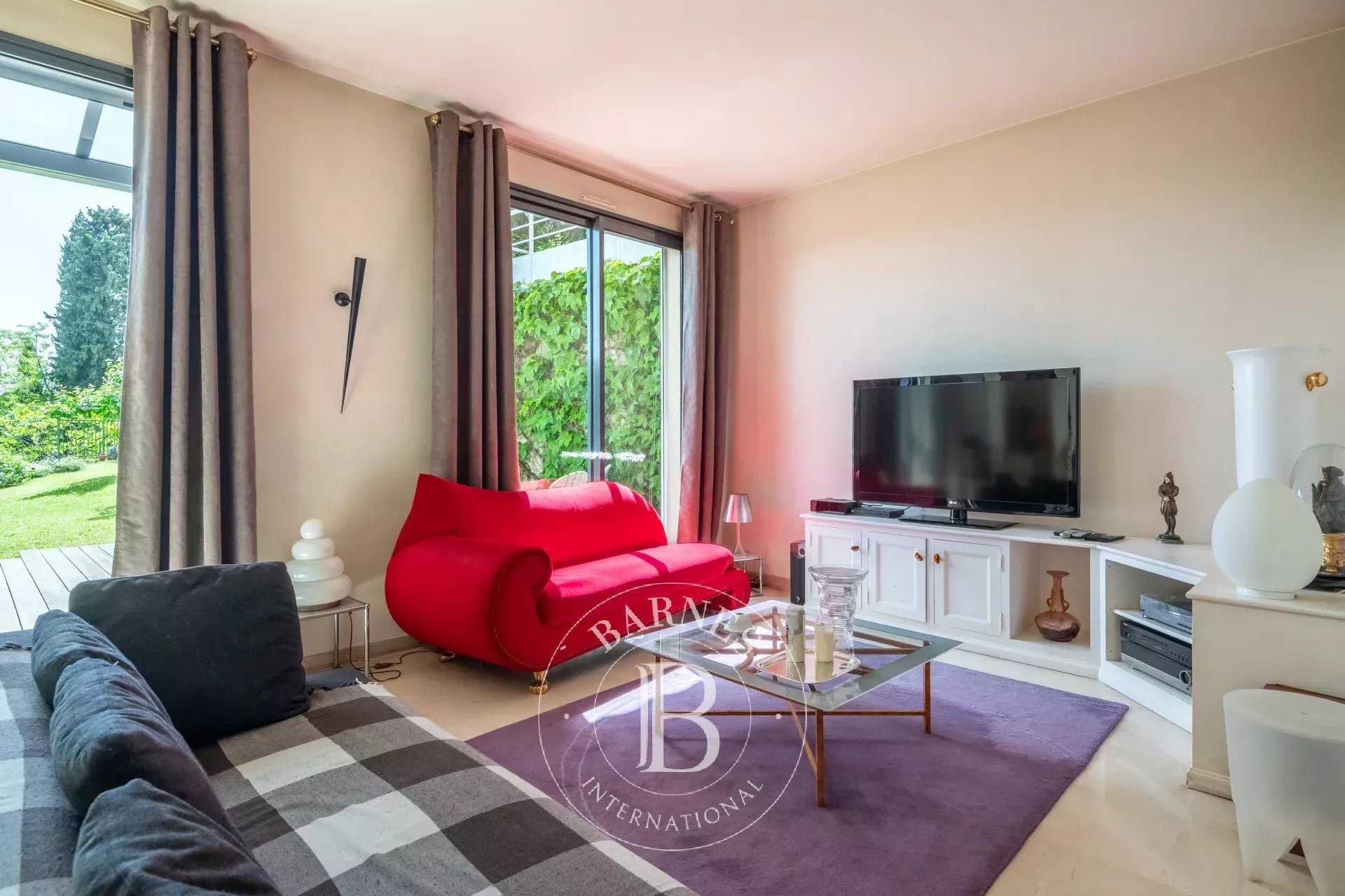 Lyon  - Apartment 2 Bedrooms