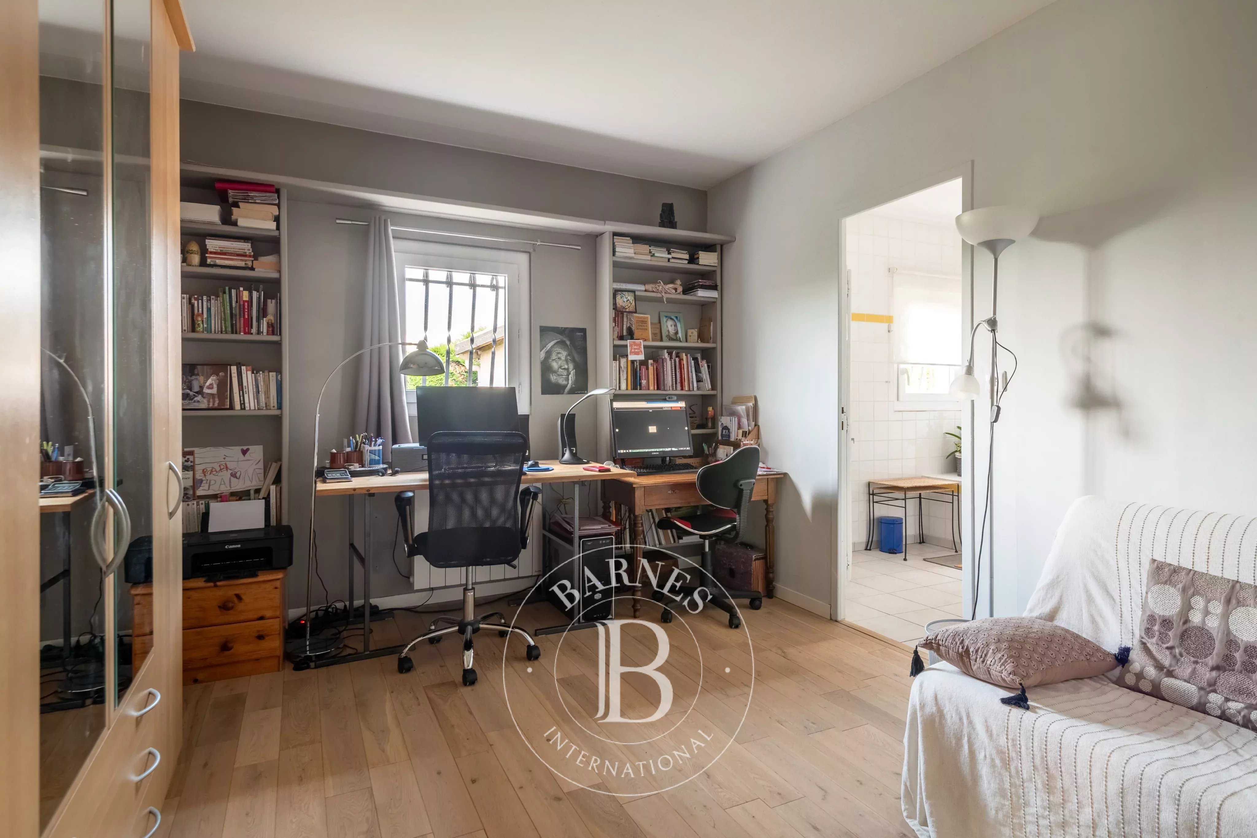 La Tour-de-Salvagny  - Maison 6 Pi&egrave;ces 4 Chambres