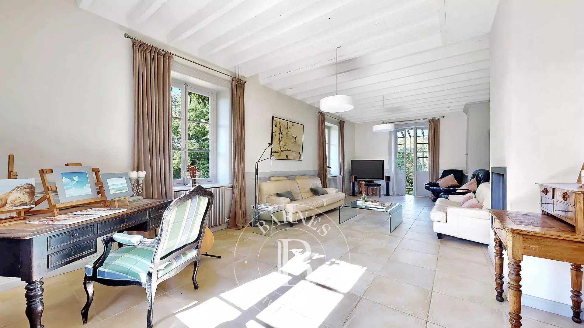 Brindas  - House 5 Bedrooms