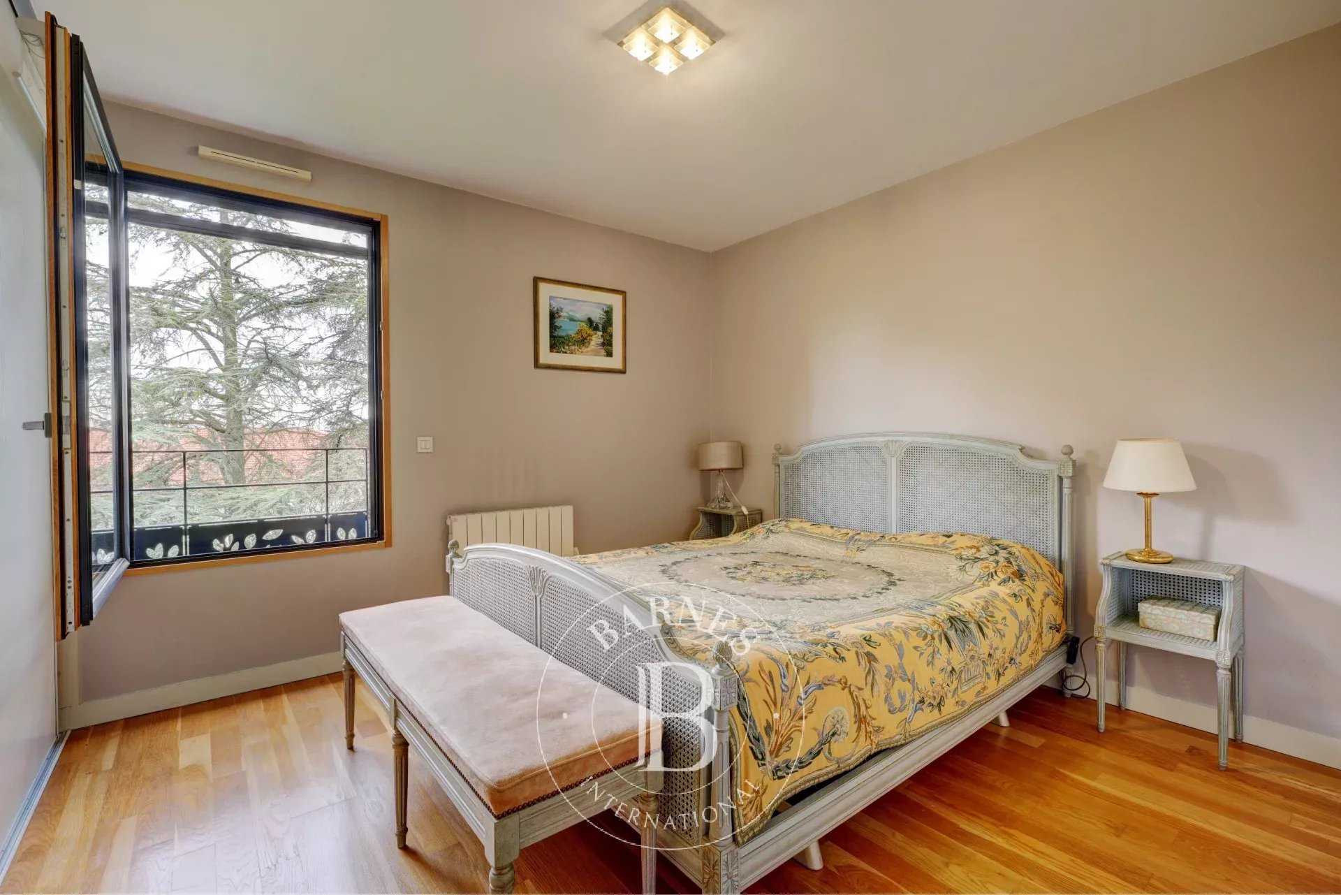 Lyon  - Appartement 5 Pi&egrave;ces 4 Chambres