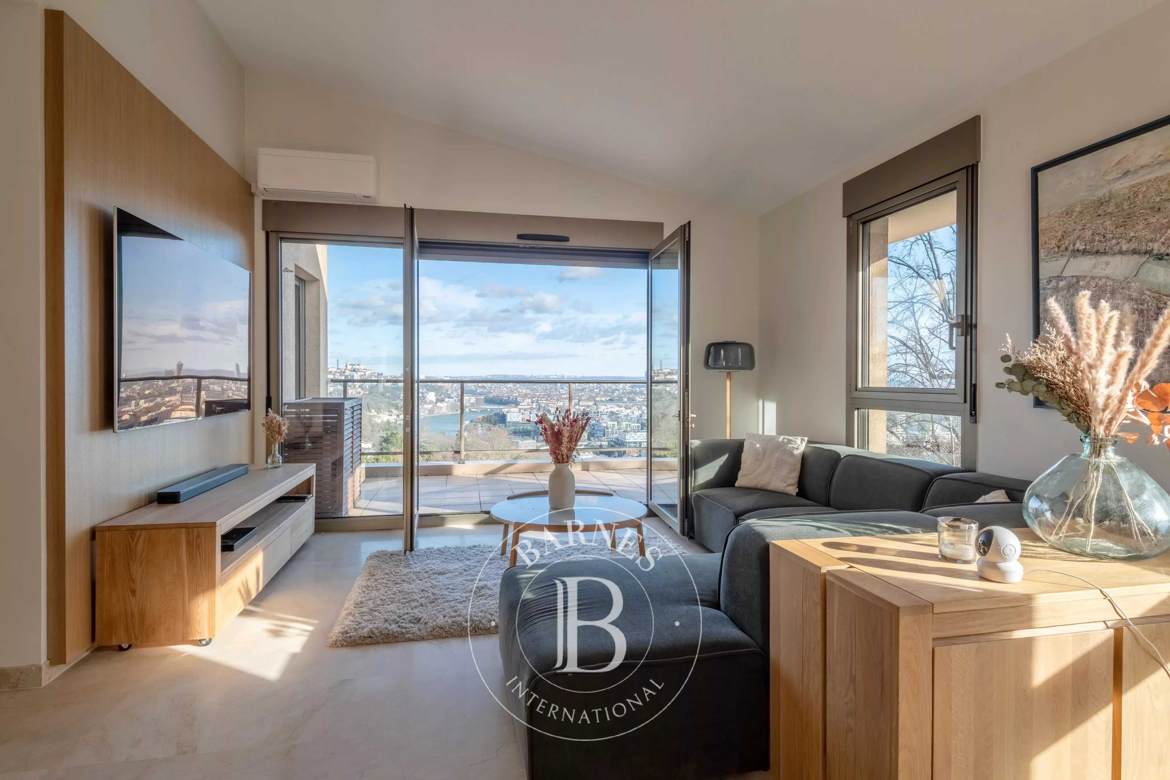 Sainte-Foy-lès-Lyon  - Appartement 4 Pi&egrave;ces 3 Chambres