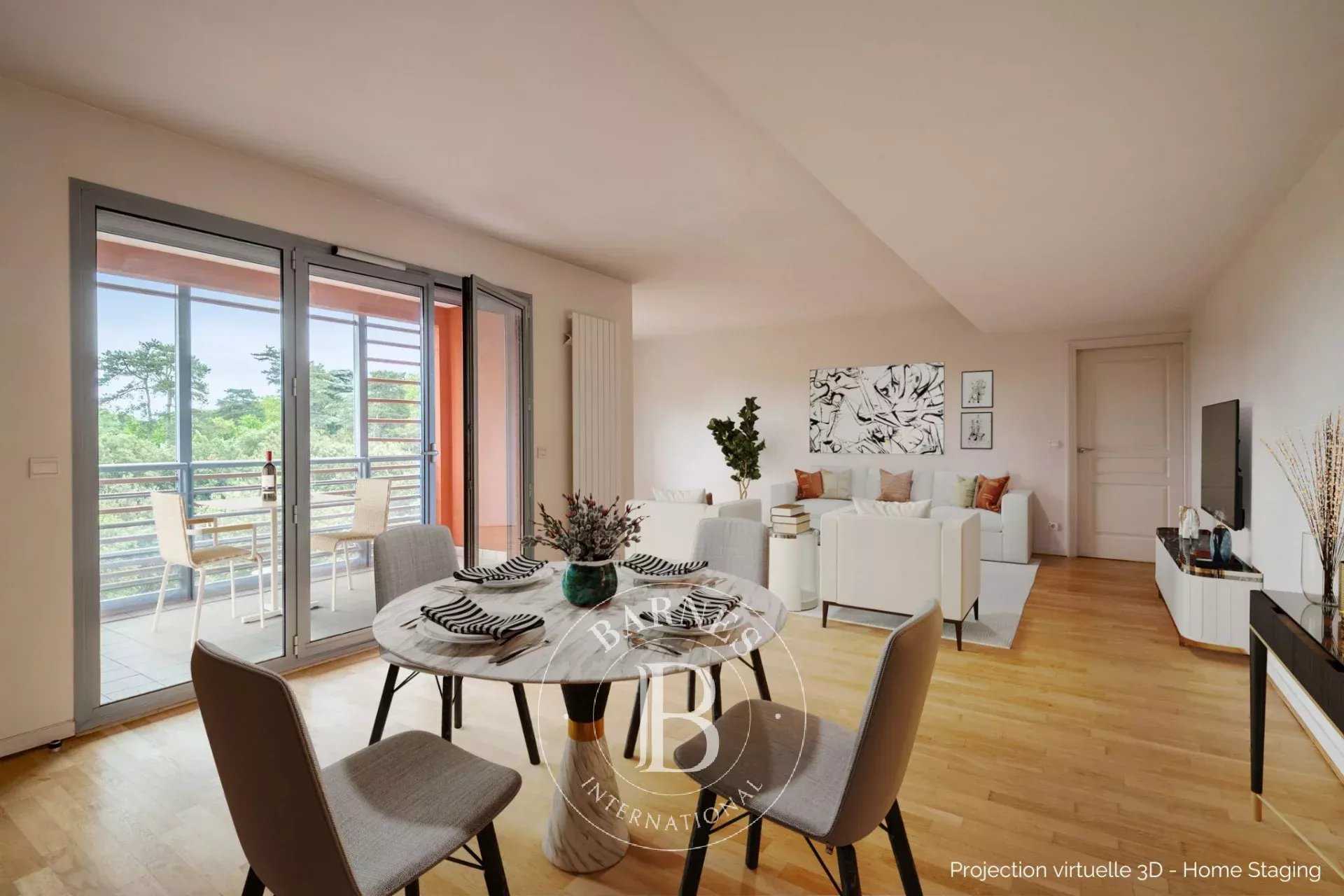 Lyon  - Appartement 4 Pièces 3 Chambres