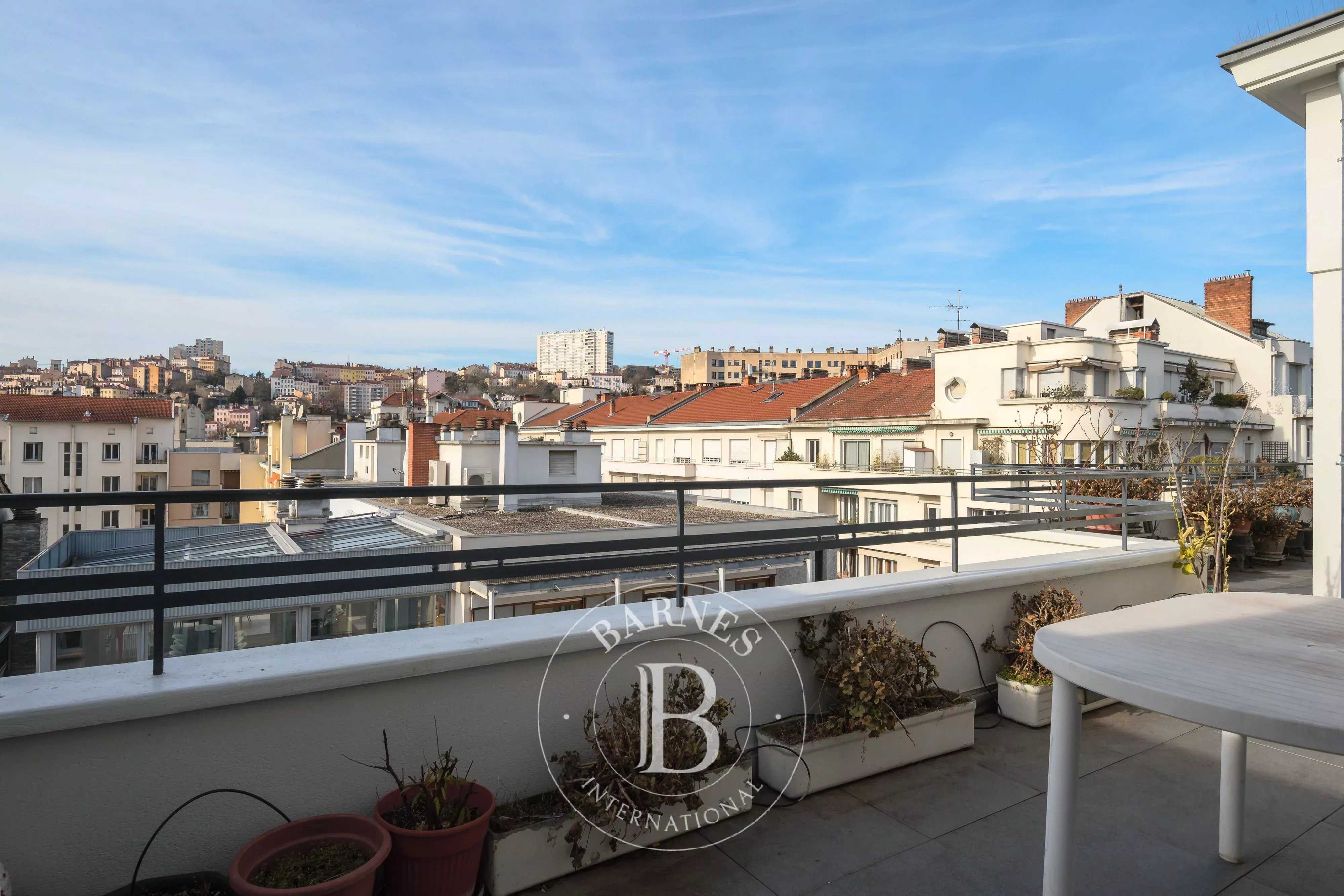 Lyon  - Appartement 4 Pi&egrave;ces 3 Chambres