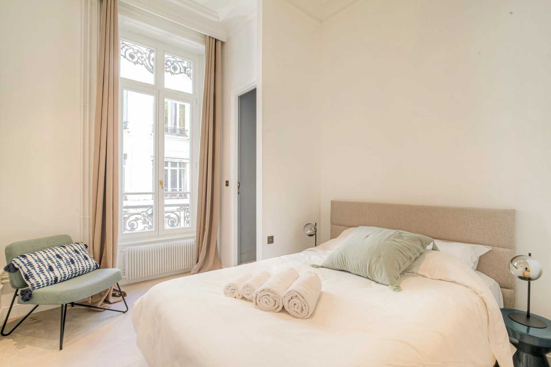 Lyon  - Appartement 6 Pi&egrave;ces 5 Chambres