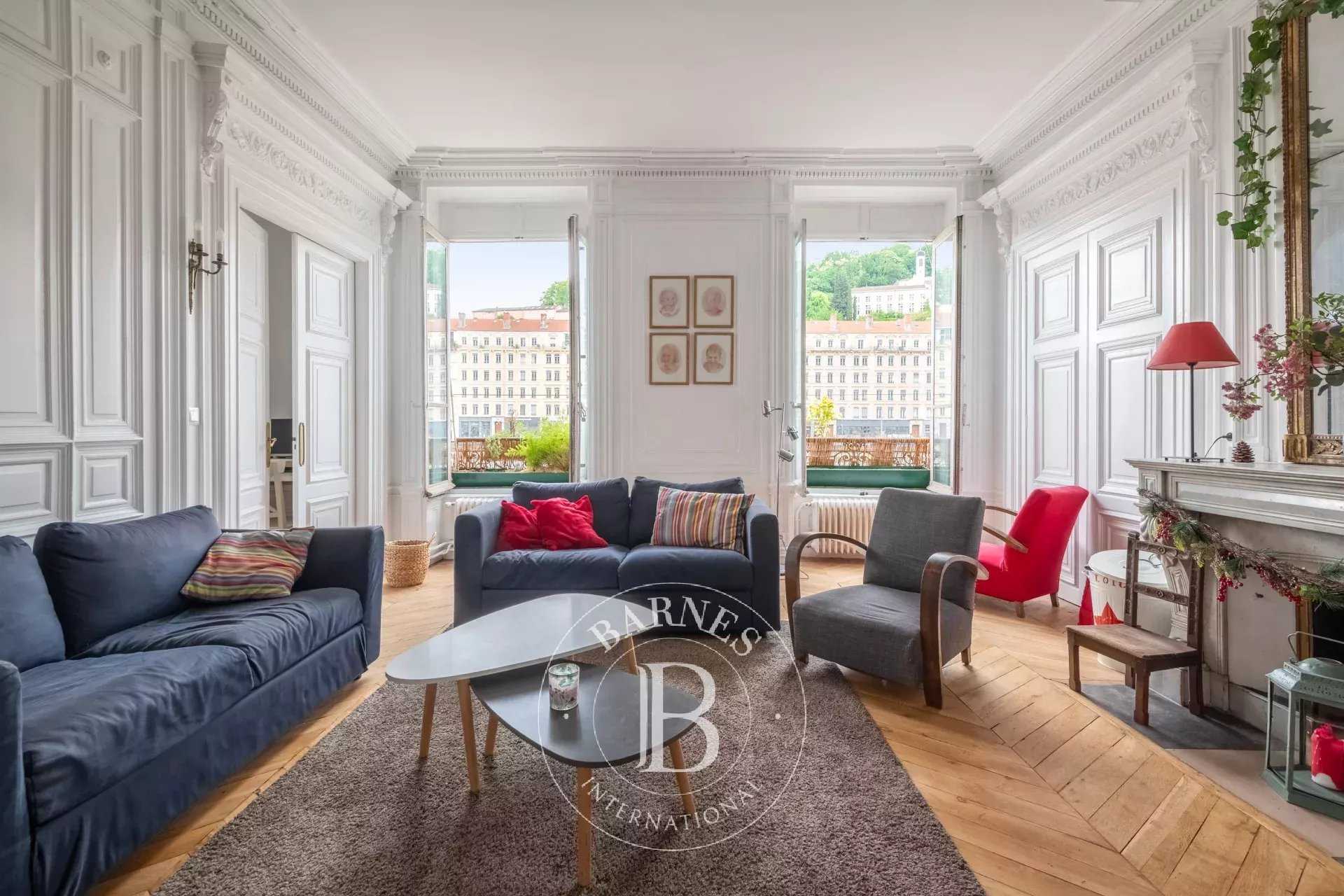 Lyon  - Apartment 6 Bedrooms