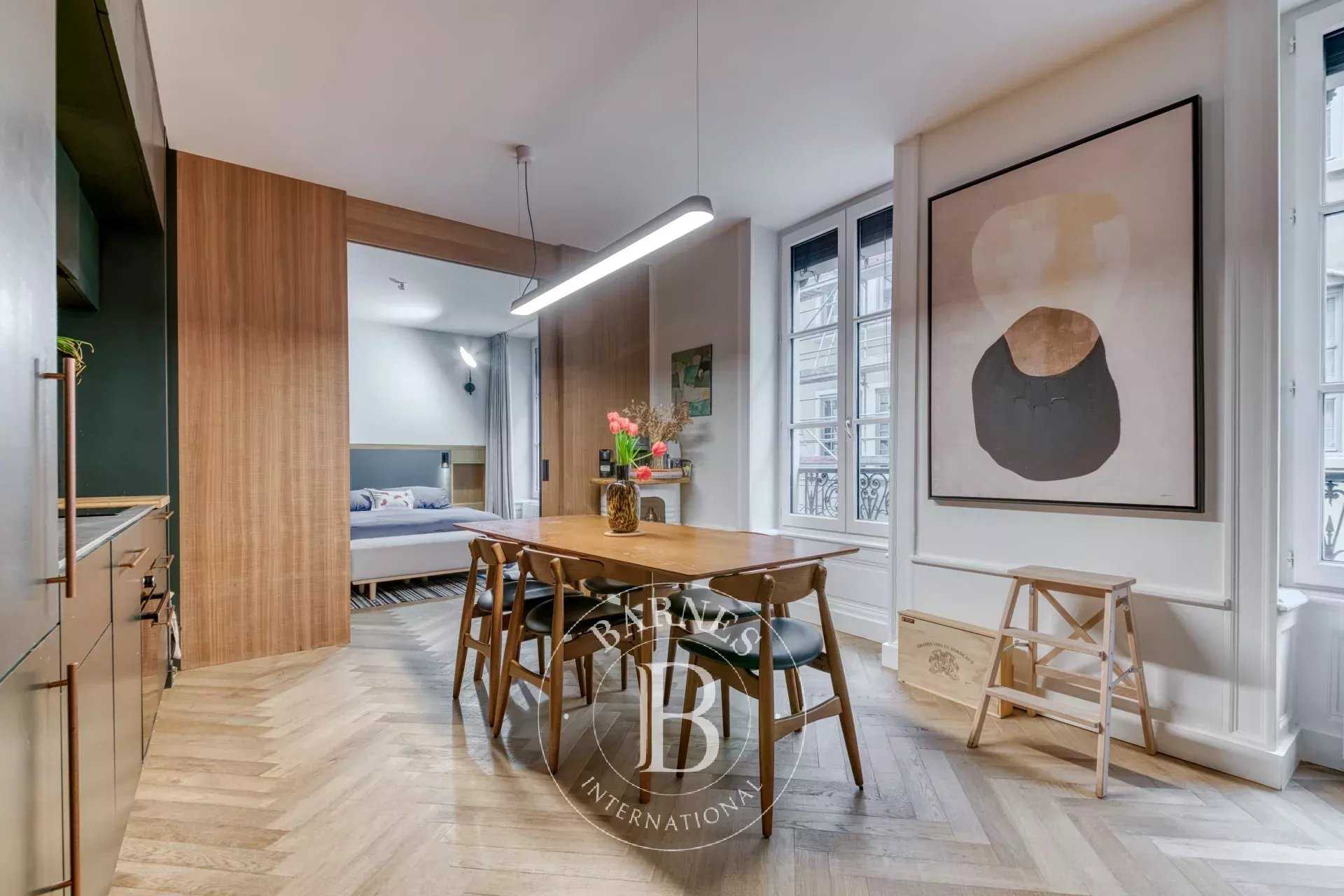 Lyon  - Piso 2 Cuartos, 1 Habitacion