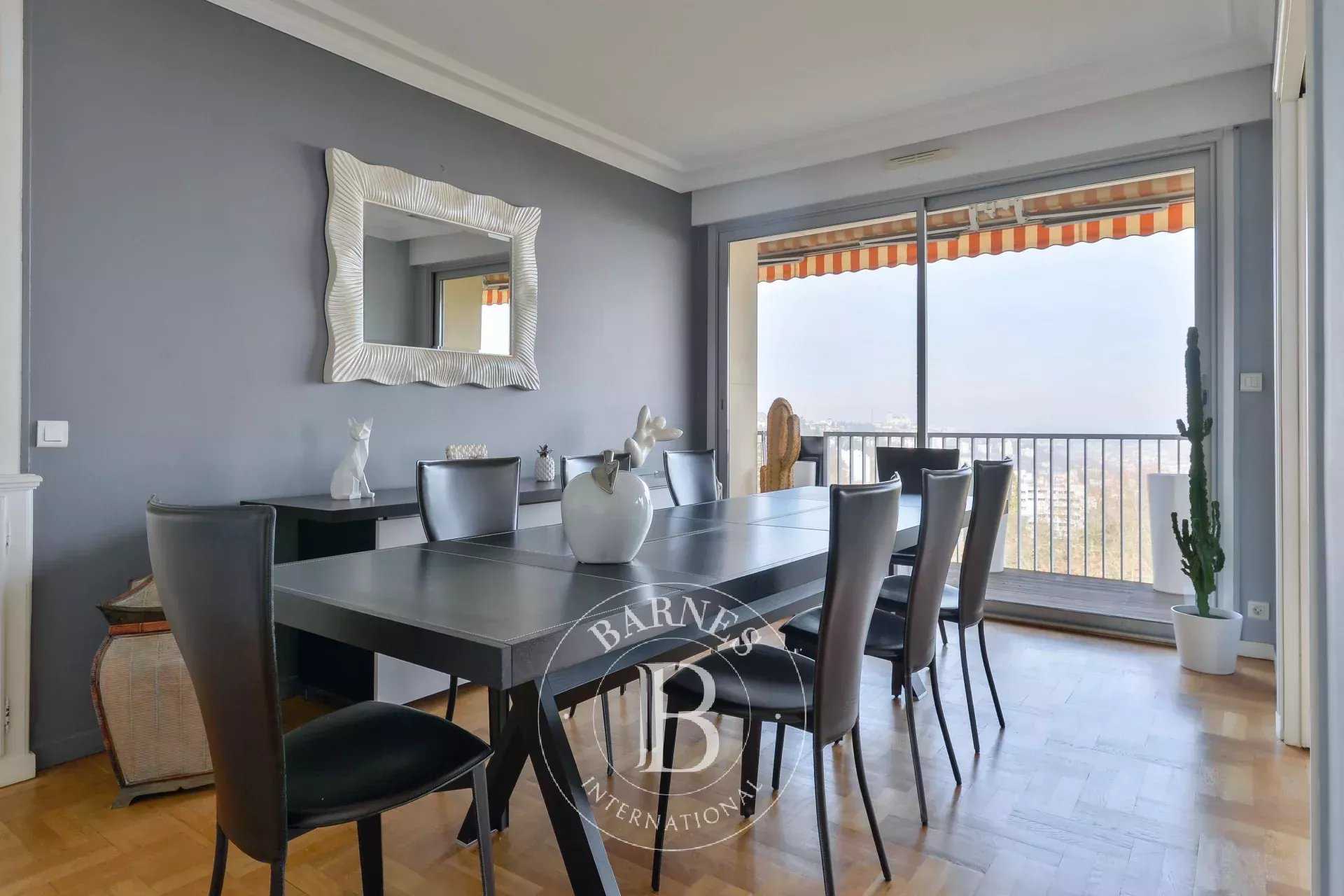 Sainte-Foy-lès-Lyon  - Apartment 3 Bedrooms