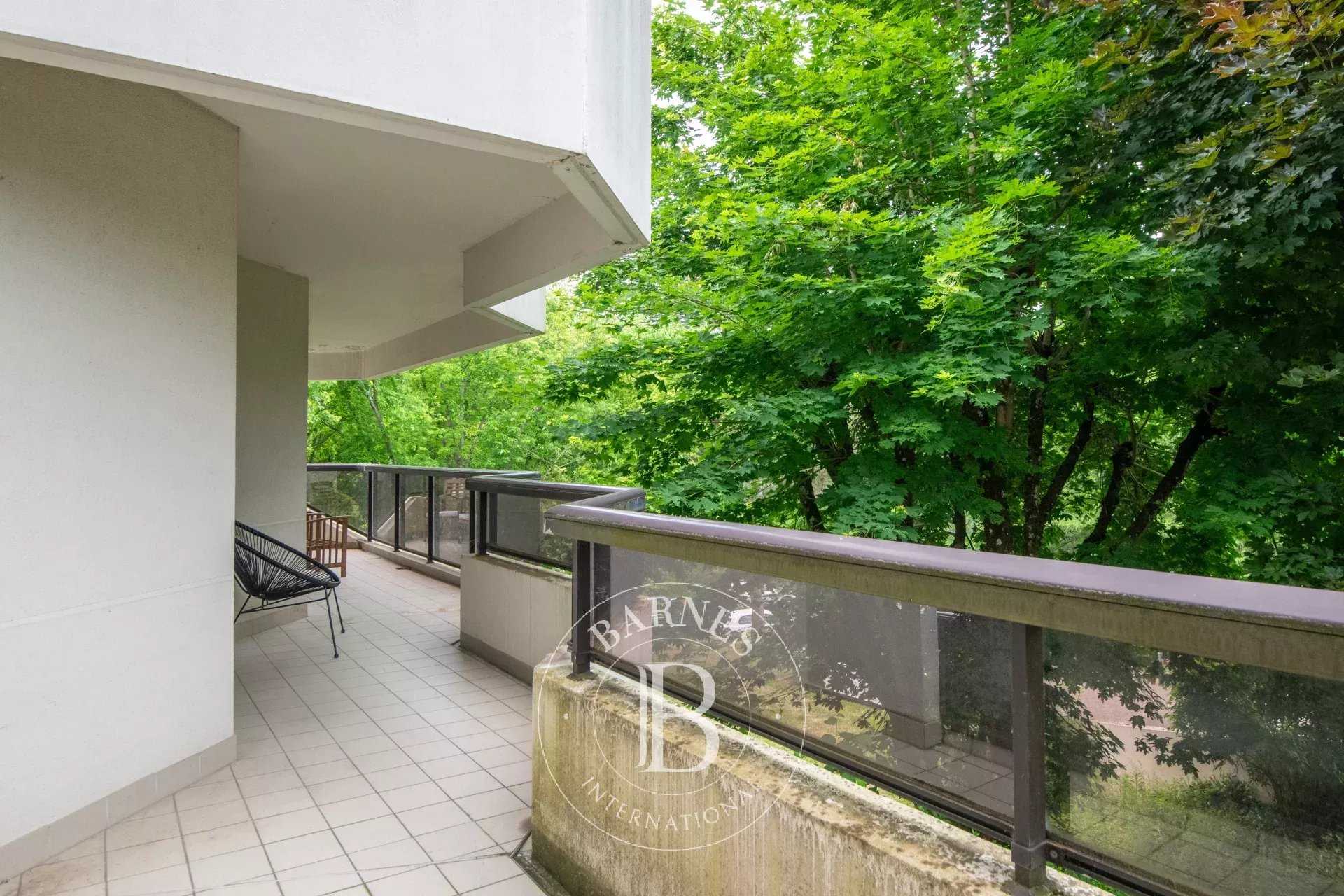 Écully  - Piso 6 Cuartos 4 Habitaciones