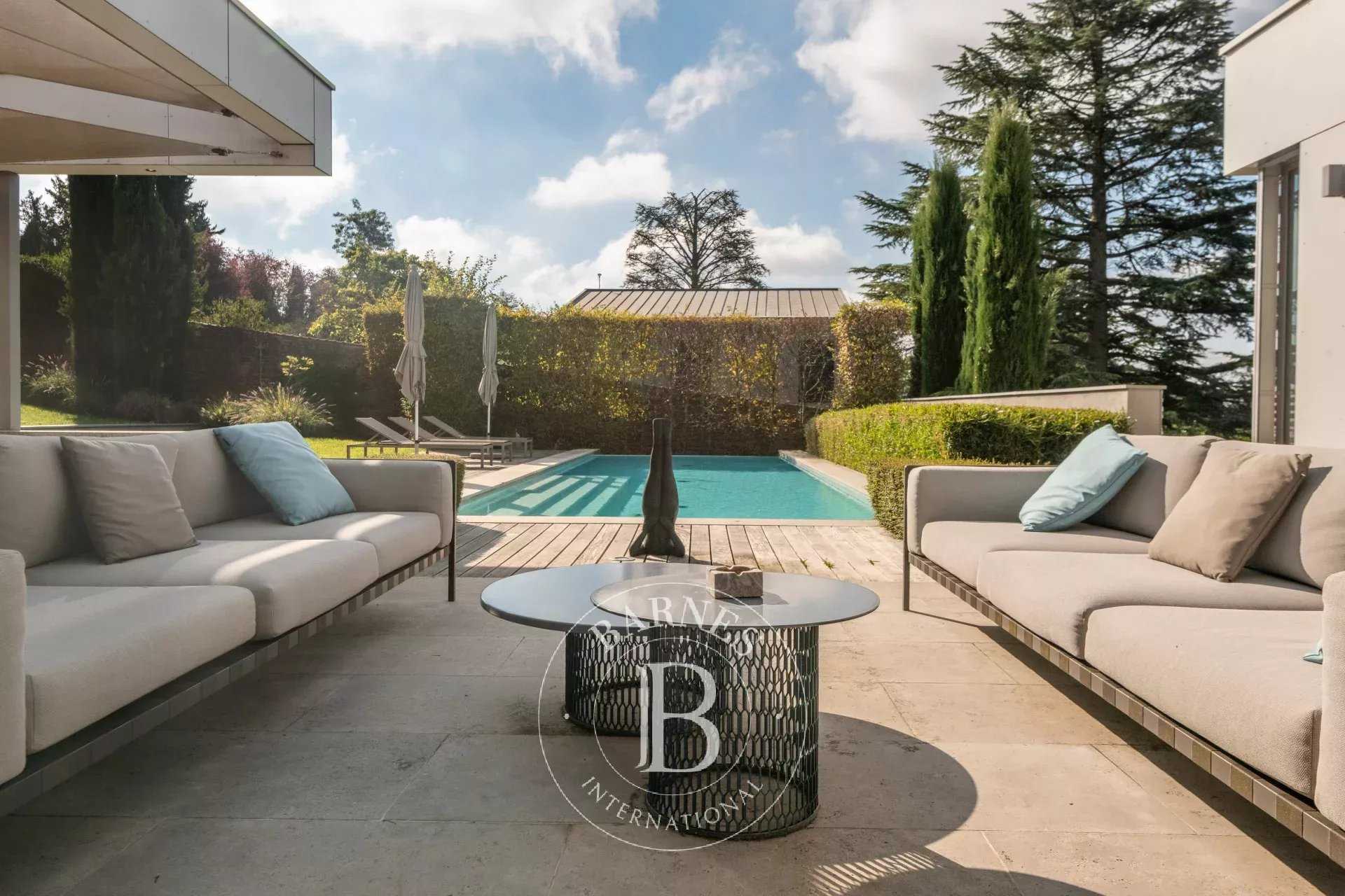 Saint-Cyr-au-Mont-d'Or  - Maison 7 Pi&egrave;ces 4 Chambres