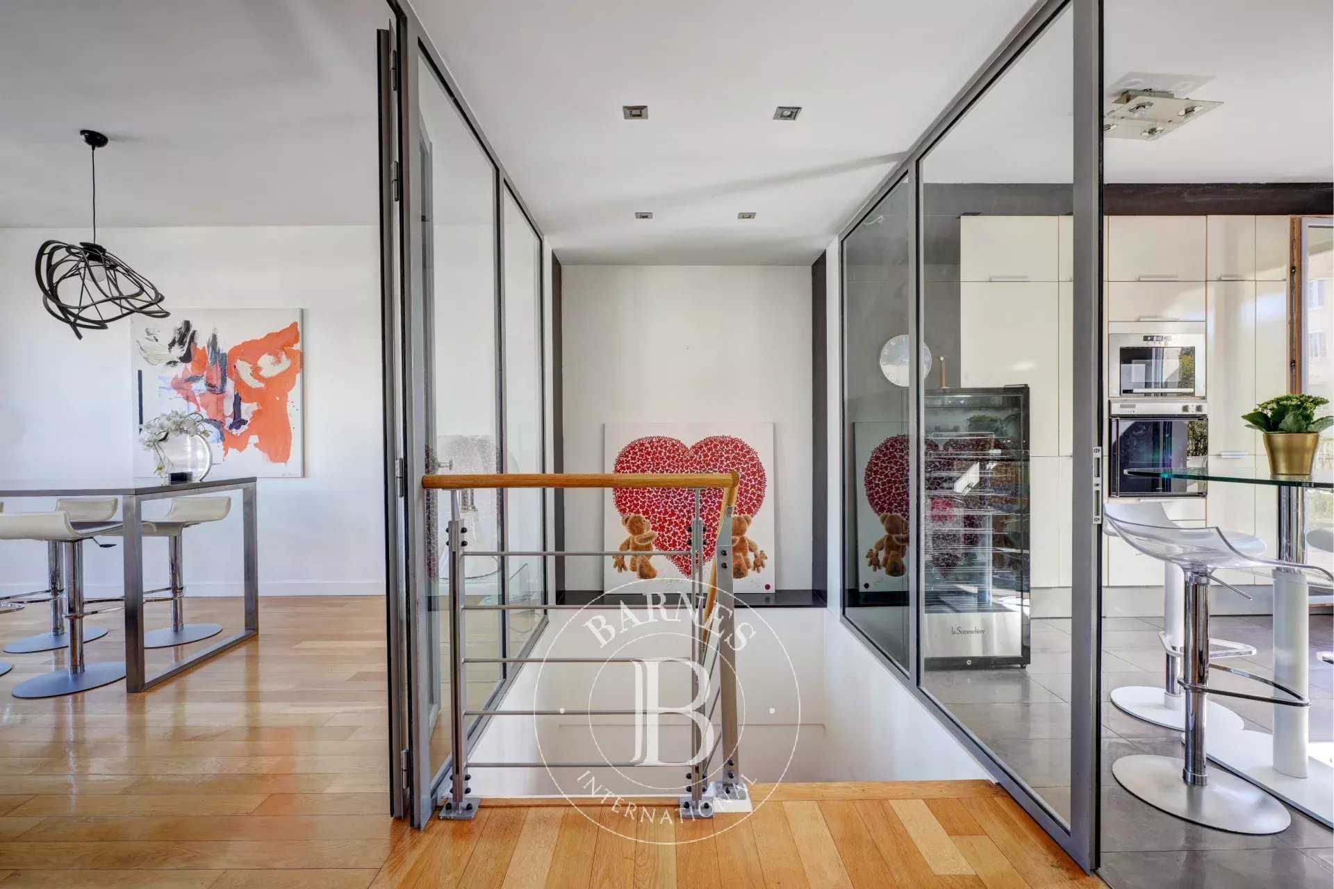 Lyon  - Apartment 3 Bedrooms